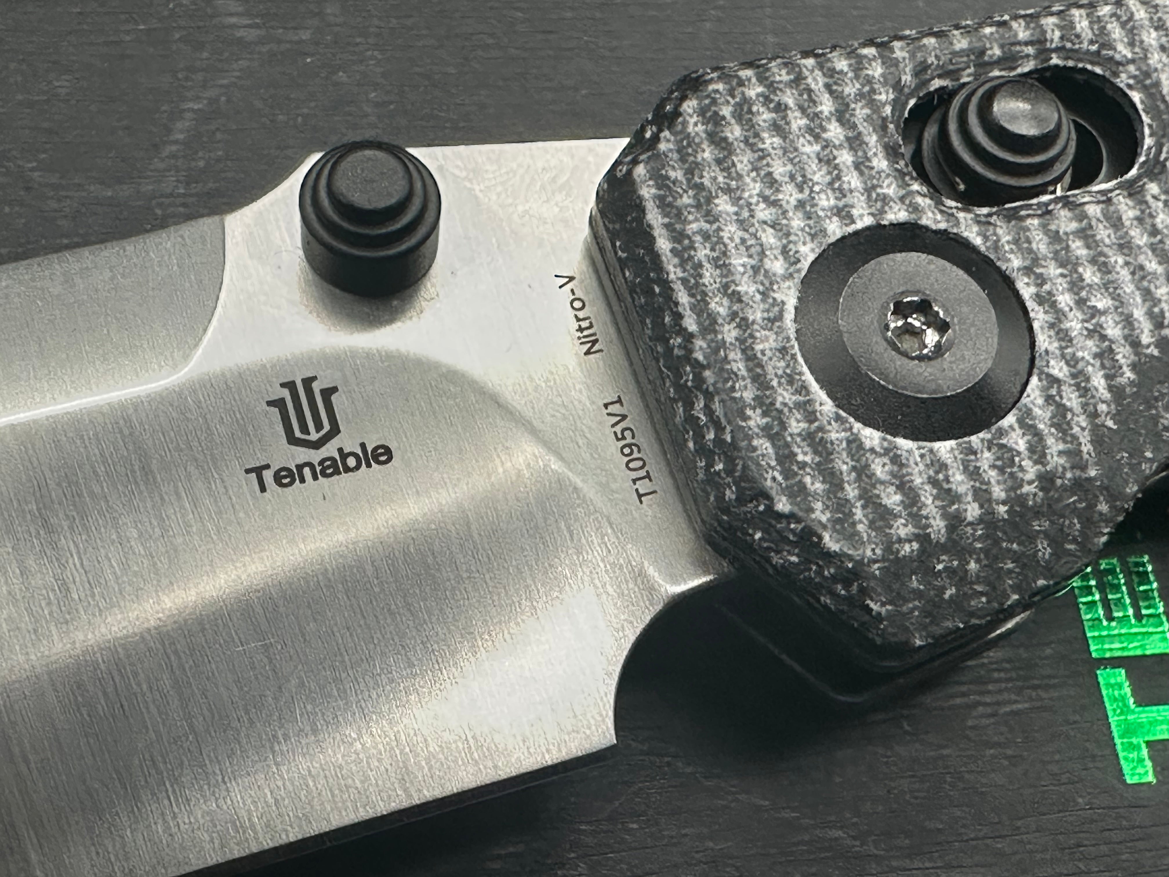 TENABLE EAGLESTRIKE BLACK MICARTA HANDLE NITRO-V PLAIN EDGE SATIN FINISH