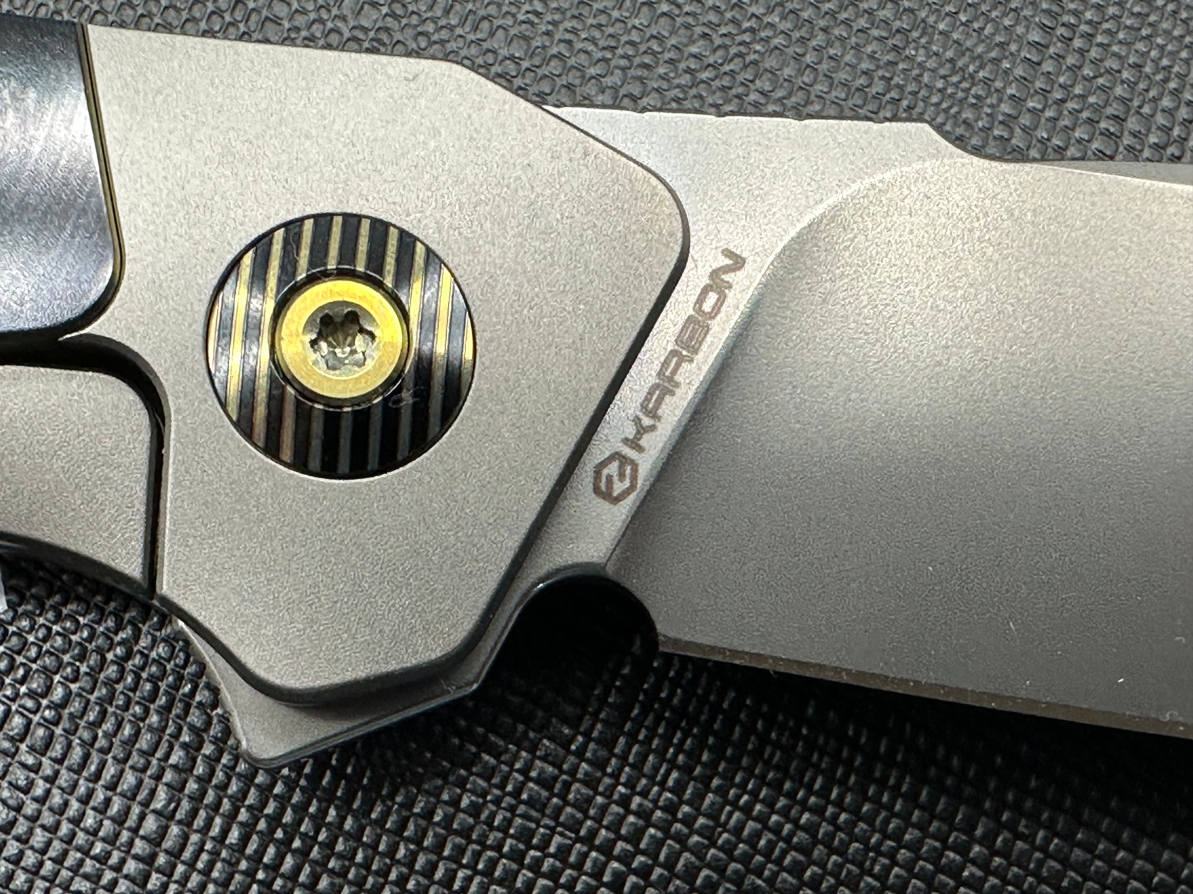 Karbon Knives Smokeshow