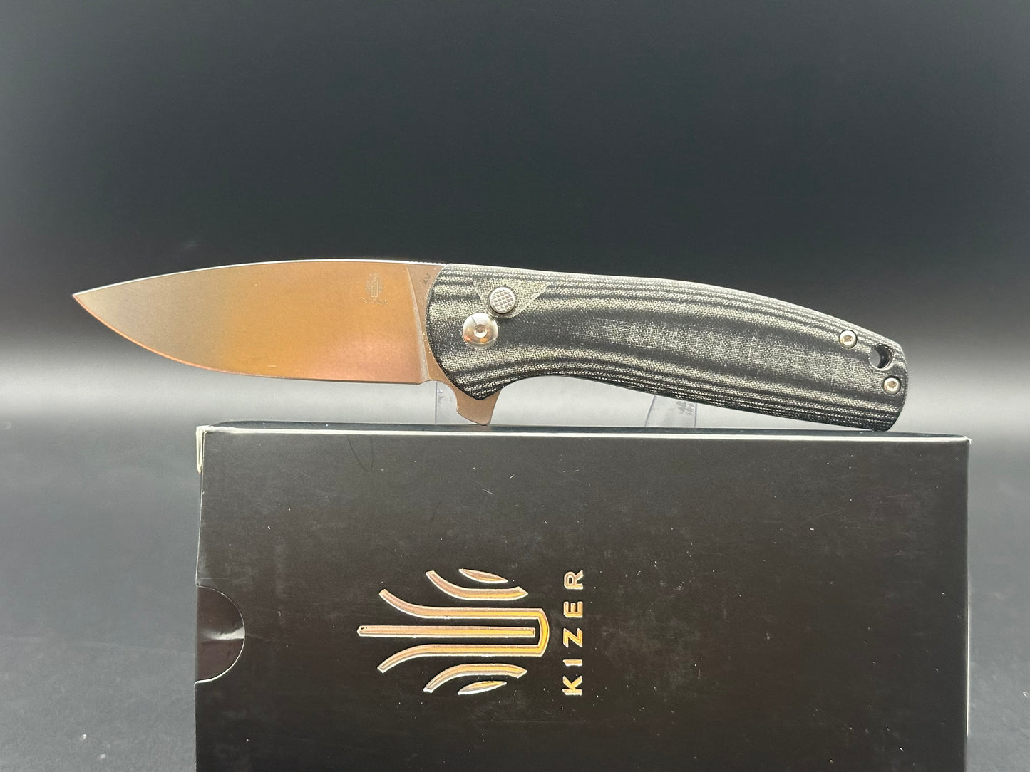 Kizer Ray Laconic Gemini button lock micarta 4V