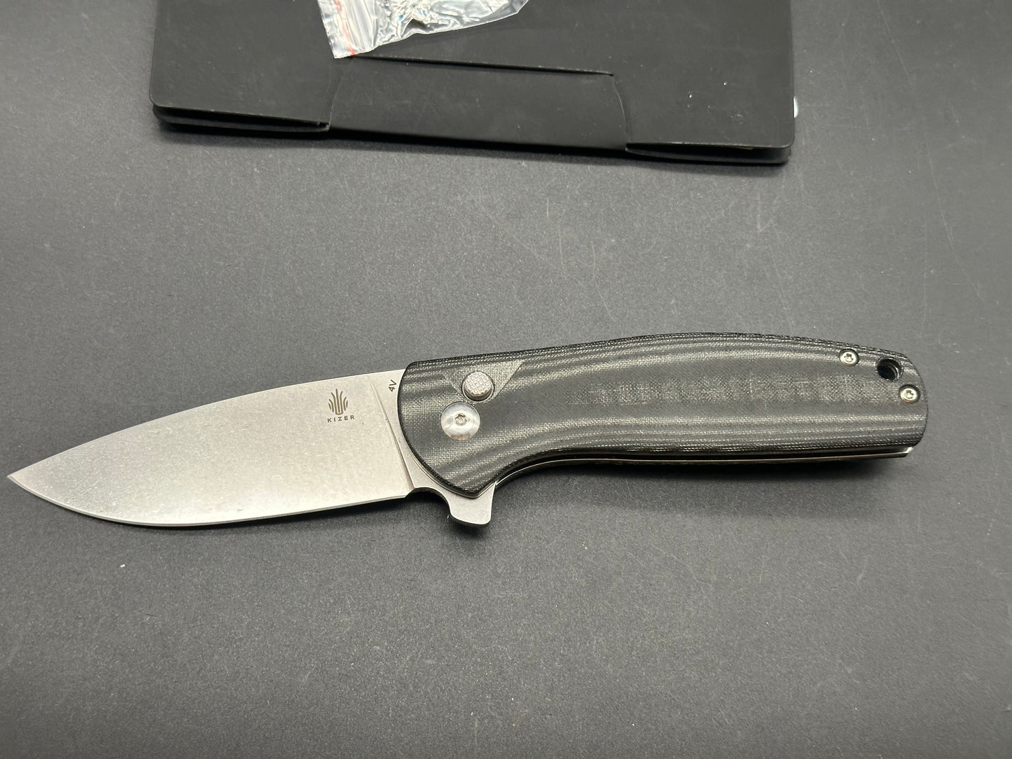 Kizer Ray Laconic Gemini button lock micarta 4V