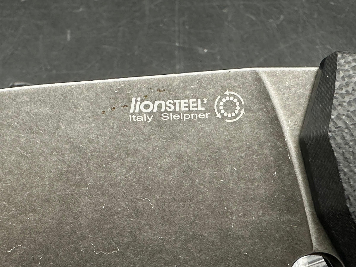Lionsteel KUR Black G-10 Handle (3.43" DP SW) Sleipner Steel Blade, Titanium Back Spacer