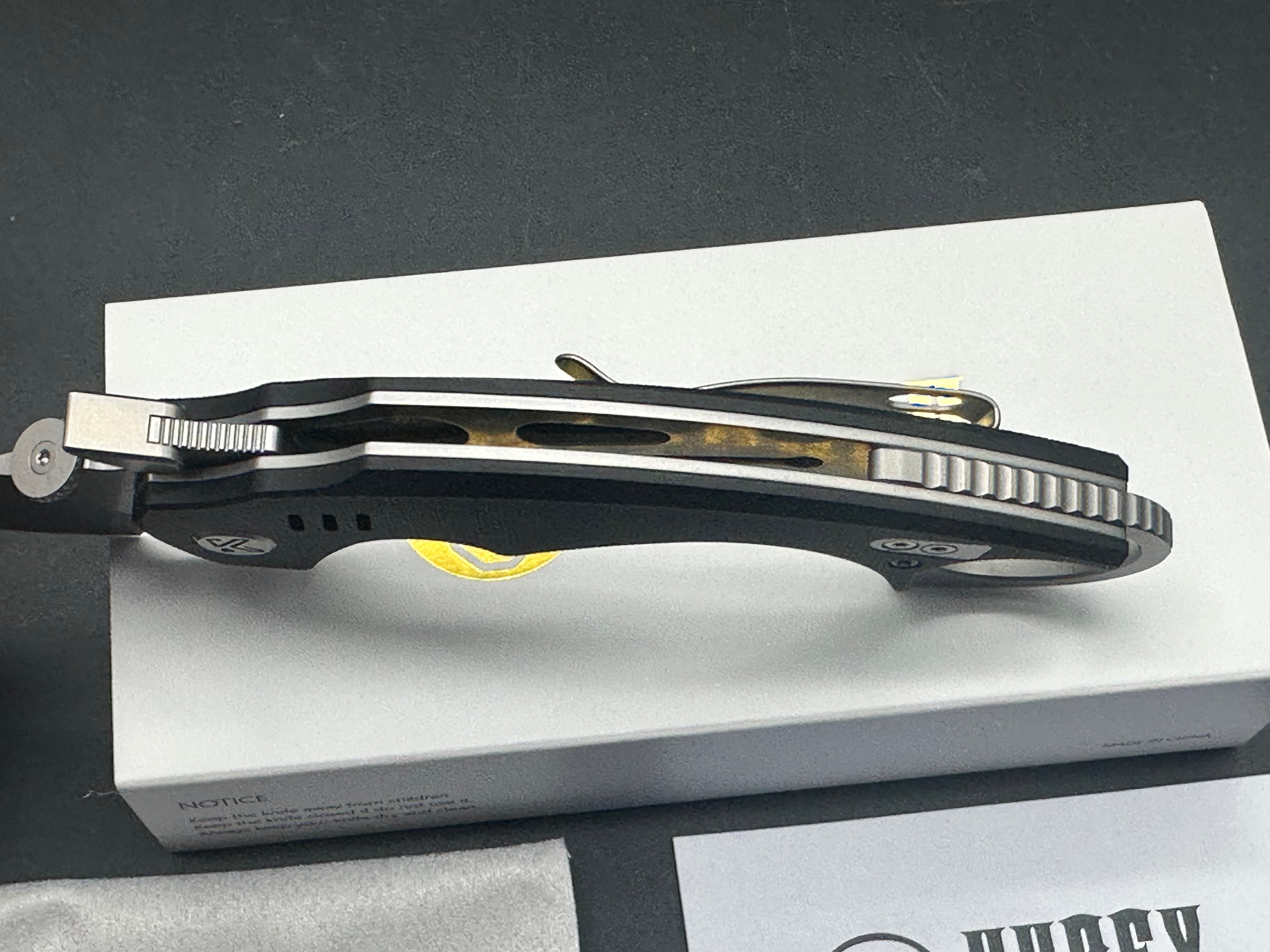 KUBEY JAW PIKAL BLACK G10 HANDLE 14C28N PLAIN EDGE