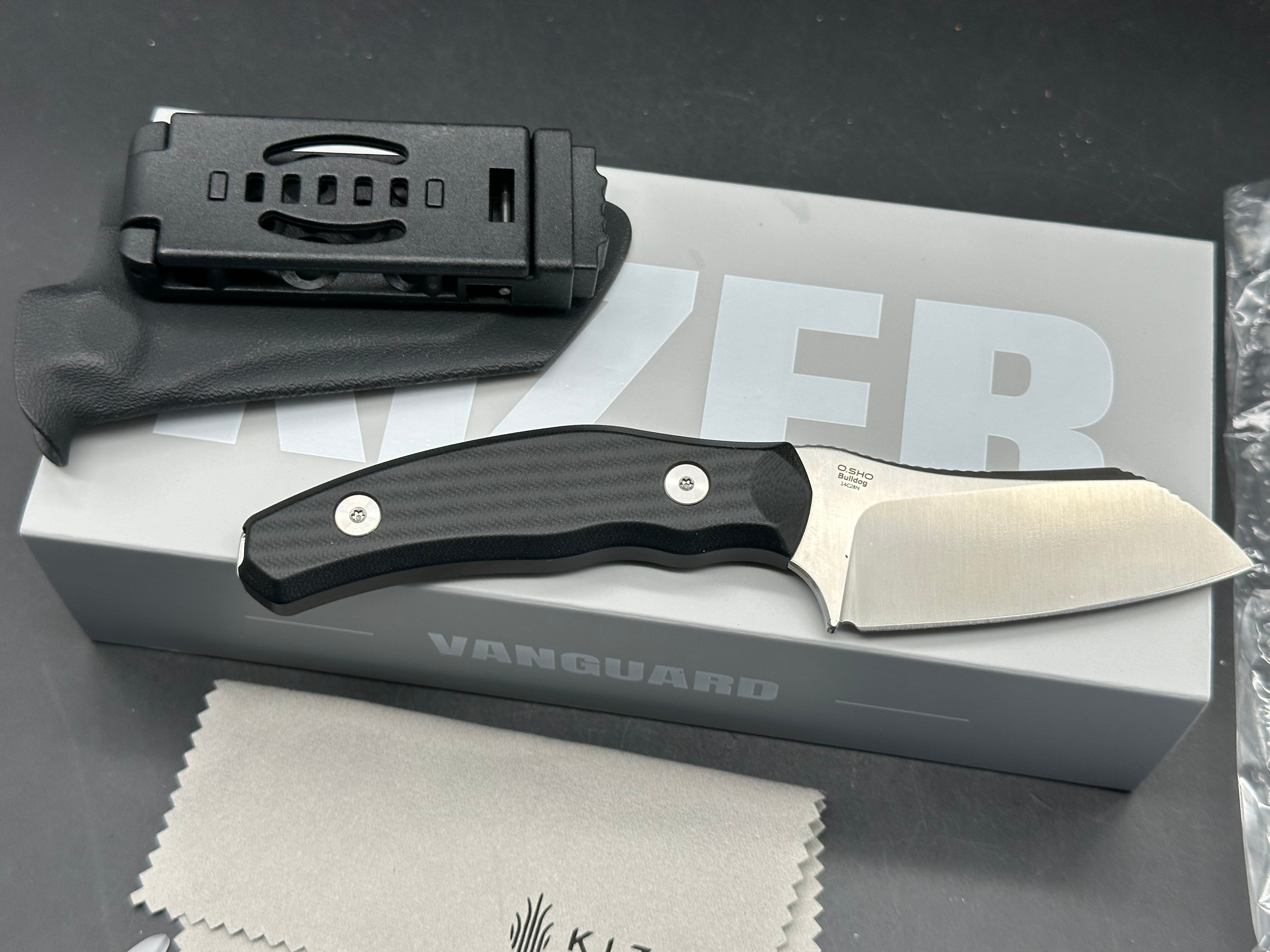 KIZER BULLDOG FIXED BLADE KNIFE BLACK G10 HANDLE 14C28N SHEEPSFOOT PLAIN EDGE SATIN FINISH