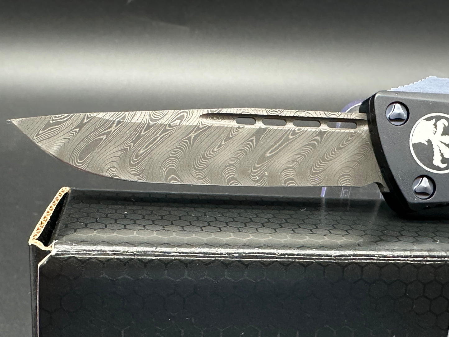 Microtech Signature Series Troodon in Drop Point Damascus