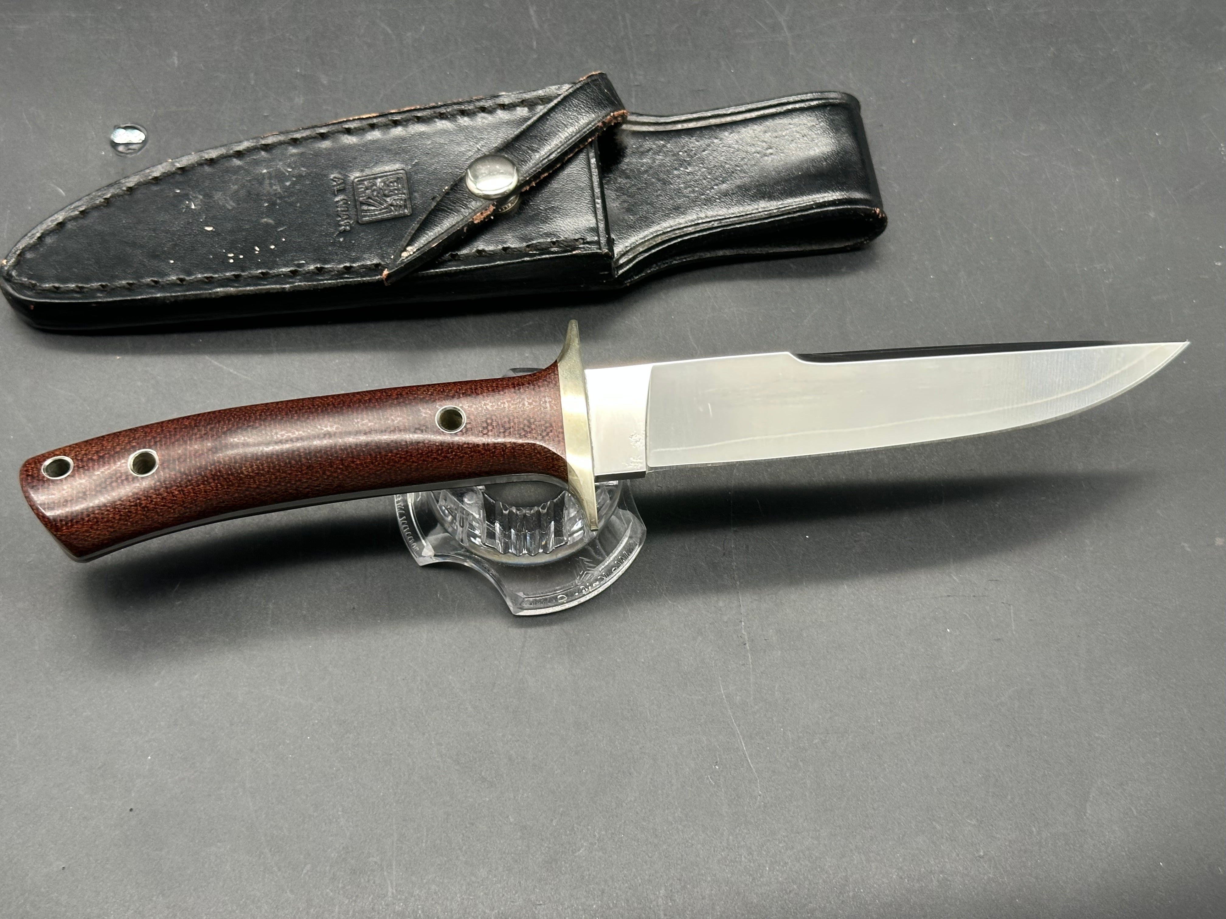 Al Mar Shiva - Early Seki Japan made variant with Al Mar chop but no “Japan” stamp. Nickel steel  guard and brown Micarta scales