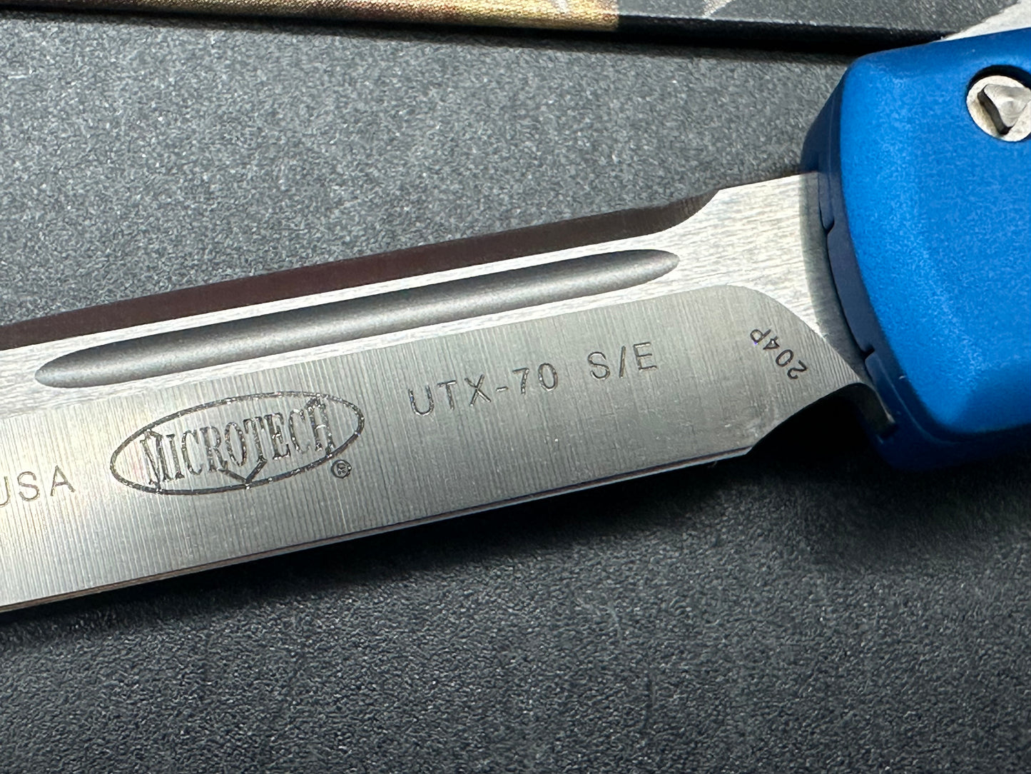 Microtech UTX-70 S/E OTF Automatic Knife Blue (2.4" Satin)