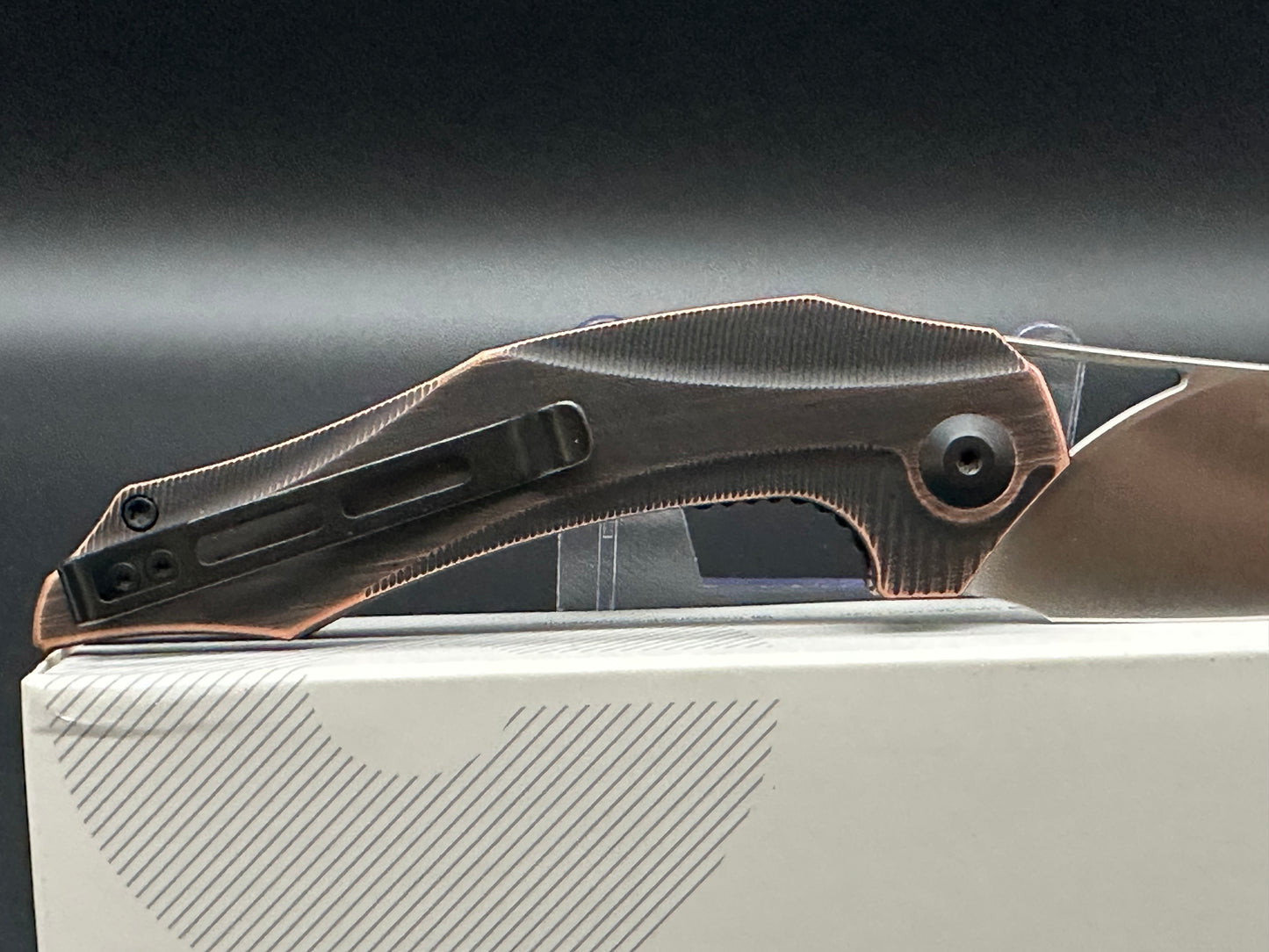 Civivi Plethiros black hand rubbed copper scales