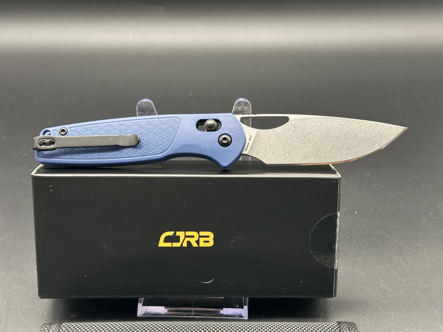 CJRB ACACIA FOLDING KNIFE BLUE FRN HANDLE AR-RPM9 PLAIN EDGE