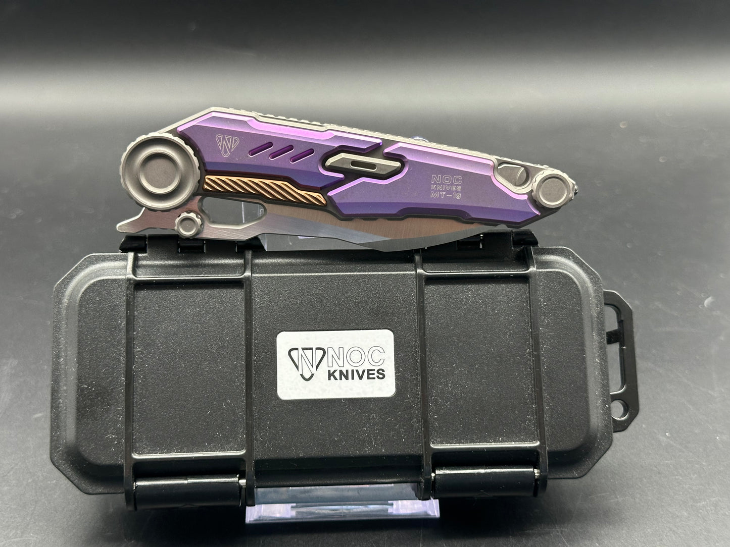 NOC MT-19 titanium handle w/M390 blade