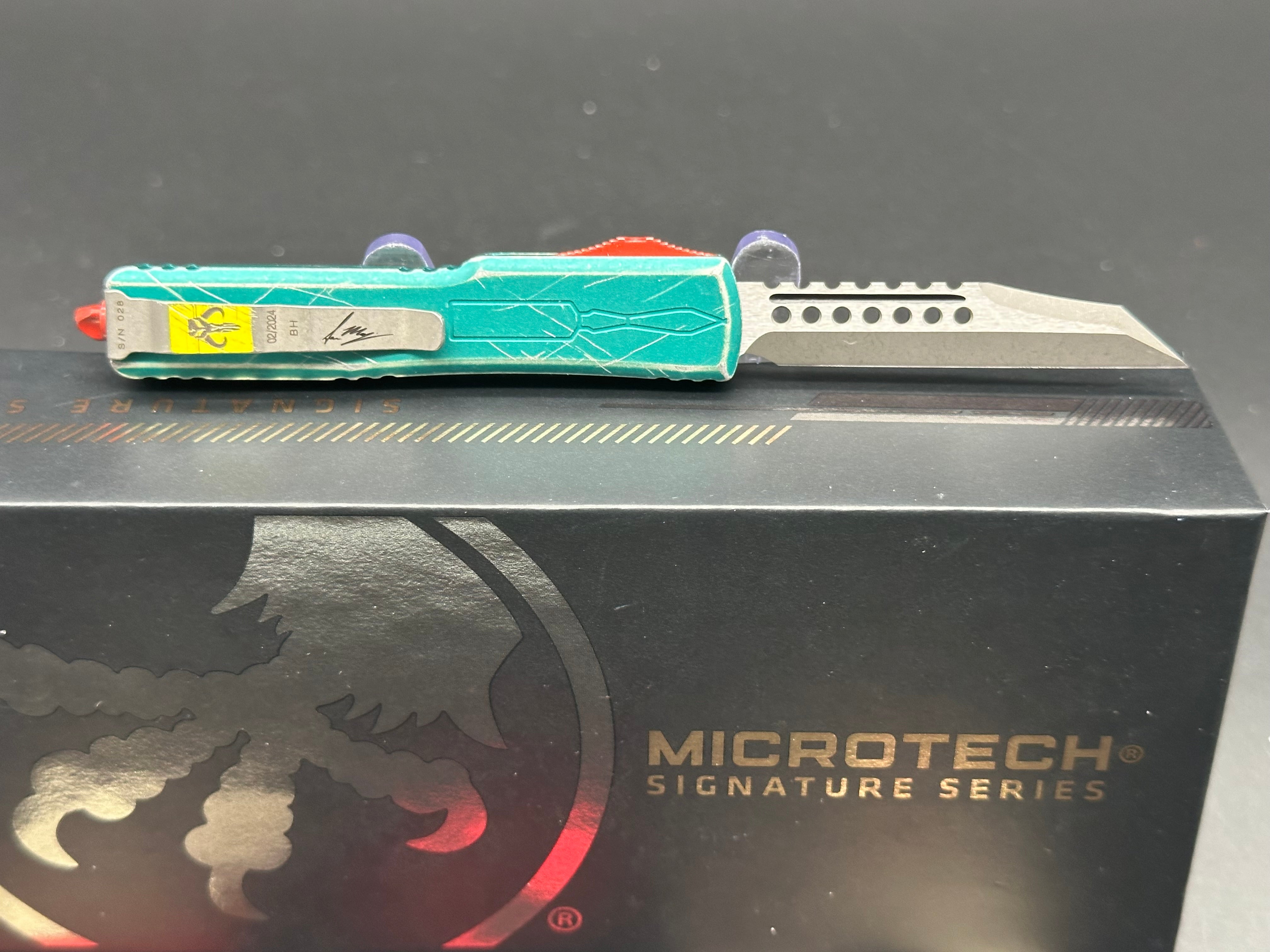 Microtech UTX-70 Warhound Bounty Hunter Green Automatic #028