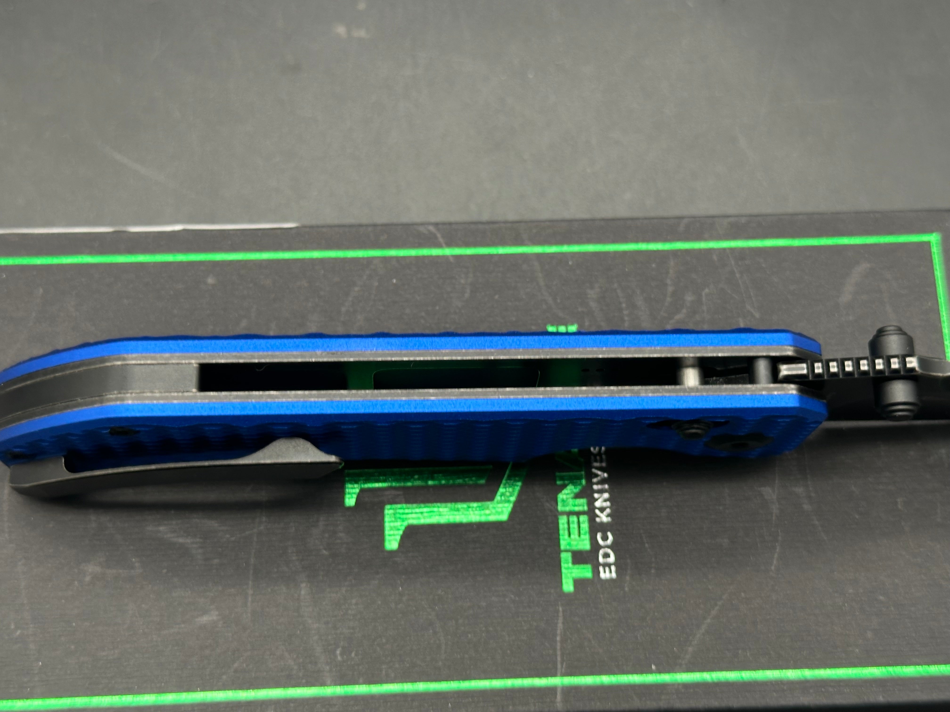 TENABLE EAGLESTRIKE BLUE ALUMINUM HANDLE NITRO-V PLAIN EDGE BLACK STONEWASH FINISH