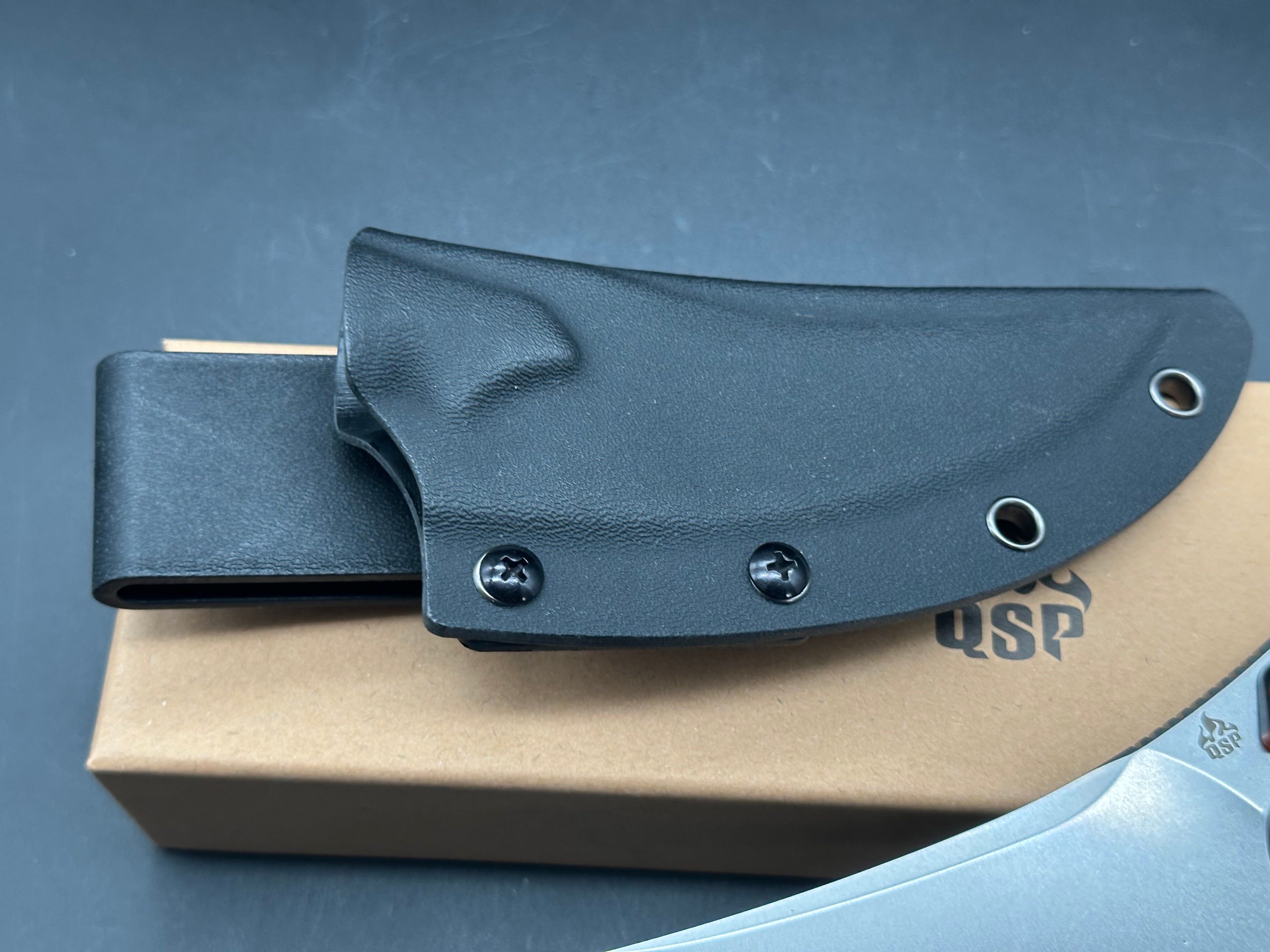 QSP VIPER TORTOISE RESIN HANDLE 10CR15MOV CLIP POINT PLAIN EDGE
