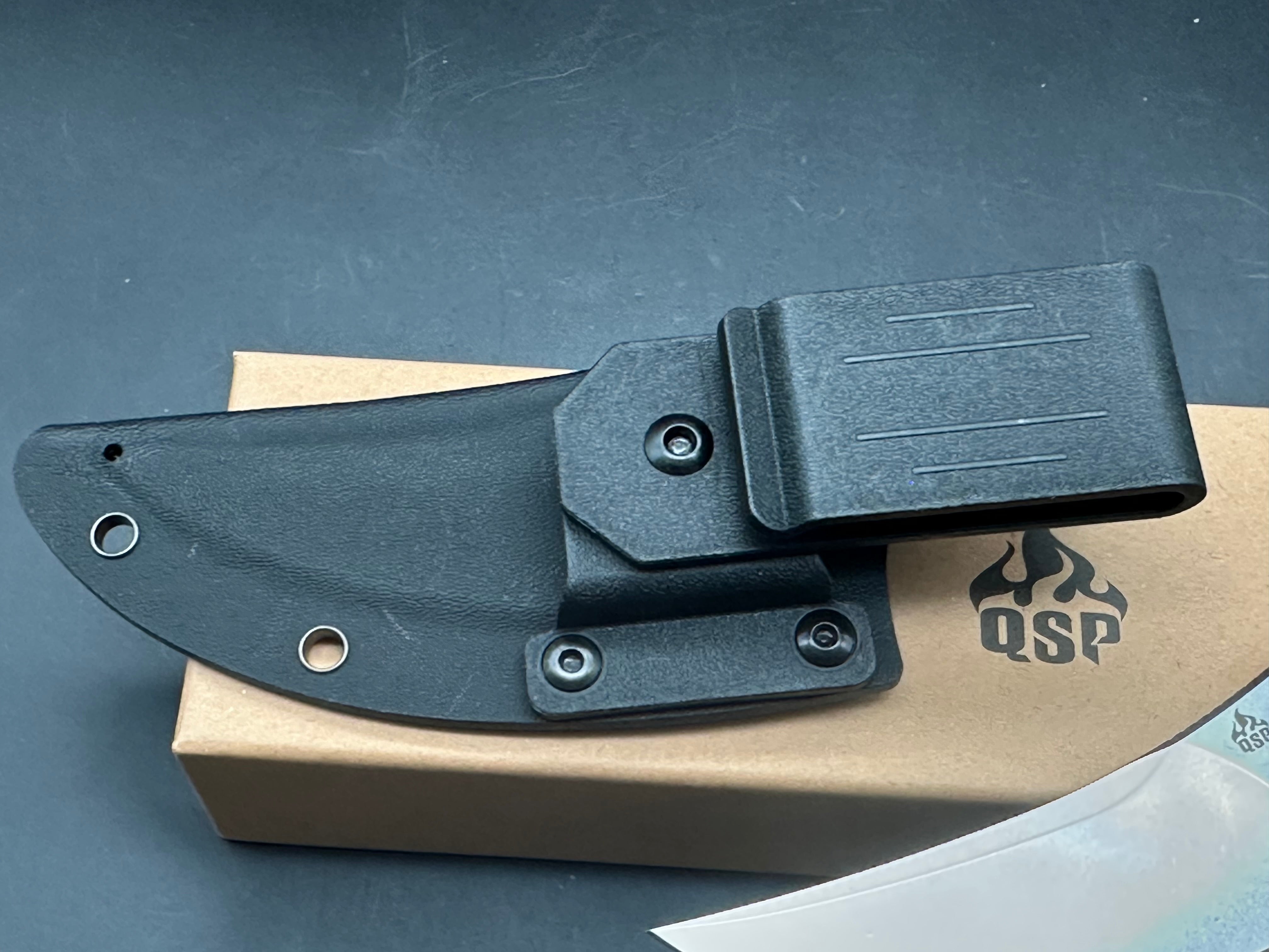 QSP VIPER TORTOISE RESIN HANDLE 10CR15MOV CLIP POINT PLAIN EDGE