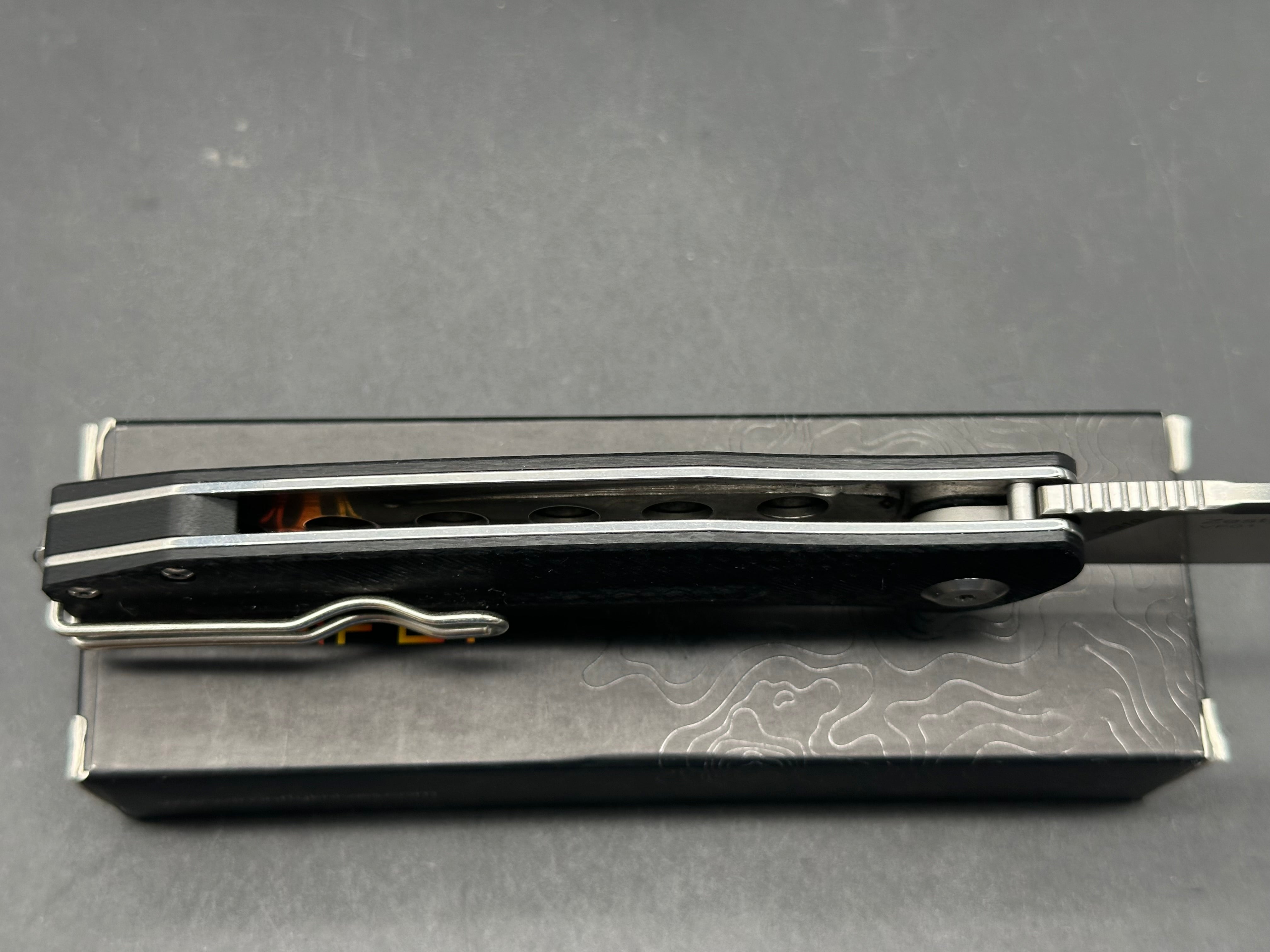 IRONFLY ZESTY BLACK G10 HANDLE WITH CARBON FIBER TEXTURE VG10 SATIN BLADE