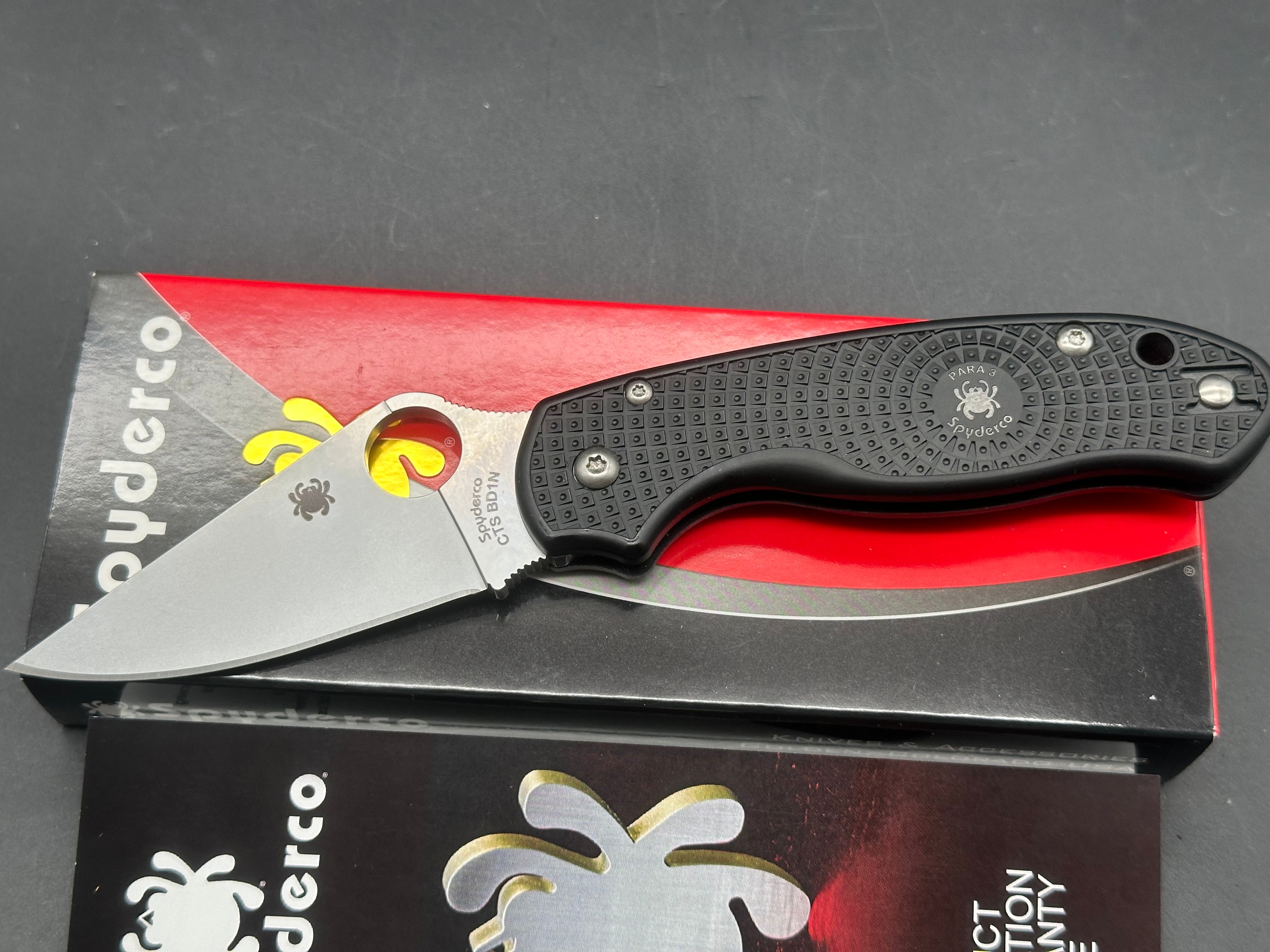 Spyderco Para 3 Lightweight 2.93" CTS BD1N Stonewash Blade with Black FRN Handle