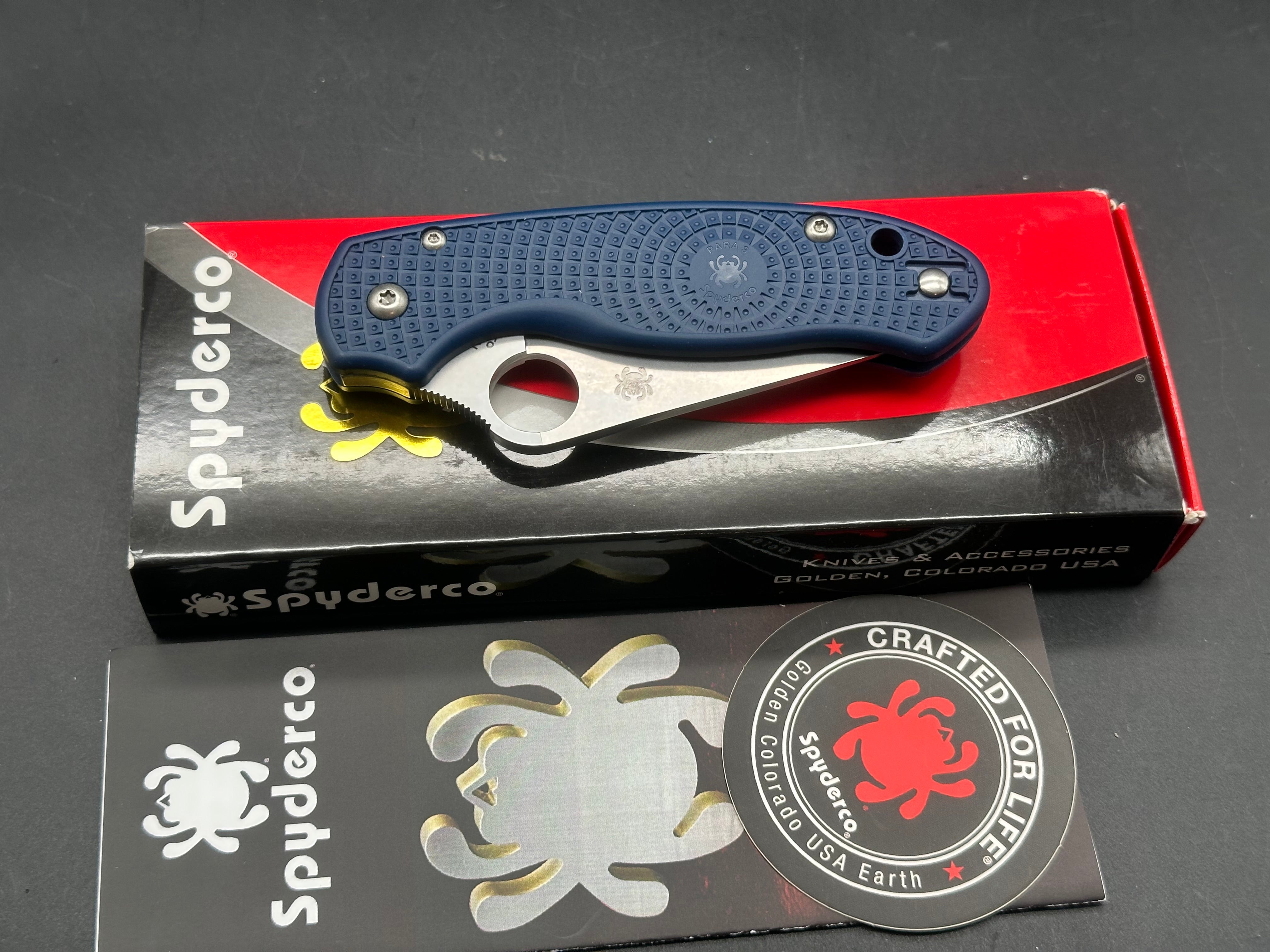 Spyderco Para 3 Lightweight (NEW), 2.93" CTS BD1N Stonewash Blade with Cobalt  Blue FRN Handle