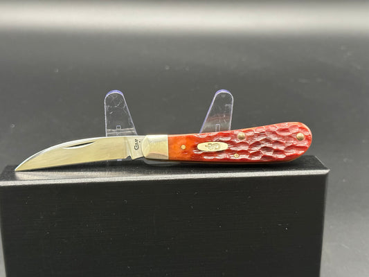 W.R. Case & Sons Swayback slip joint red bone jigged scales