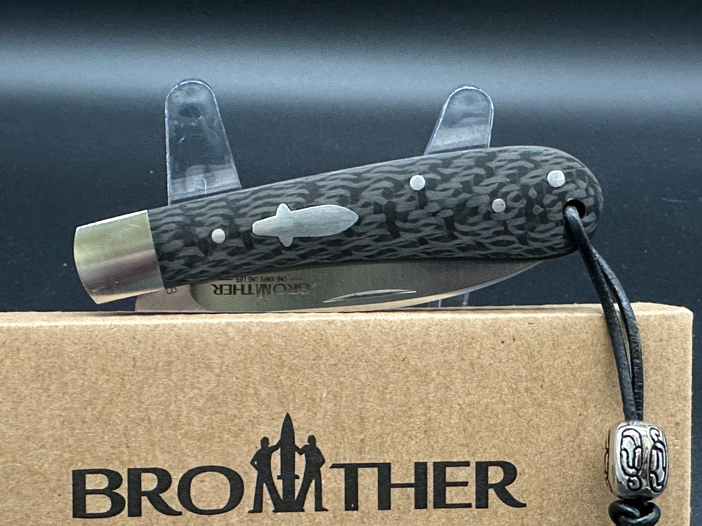 Brother 1508 warncliffe Carbon Fiber scales w/VG10 blade