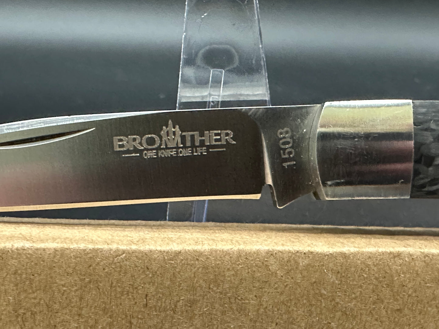 Brother 1508 warncliffe Carbon Fiber scales w/VG10 blade