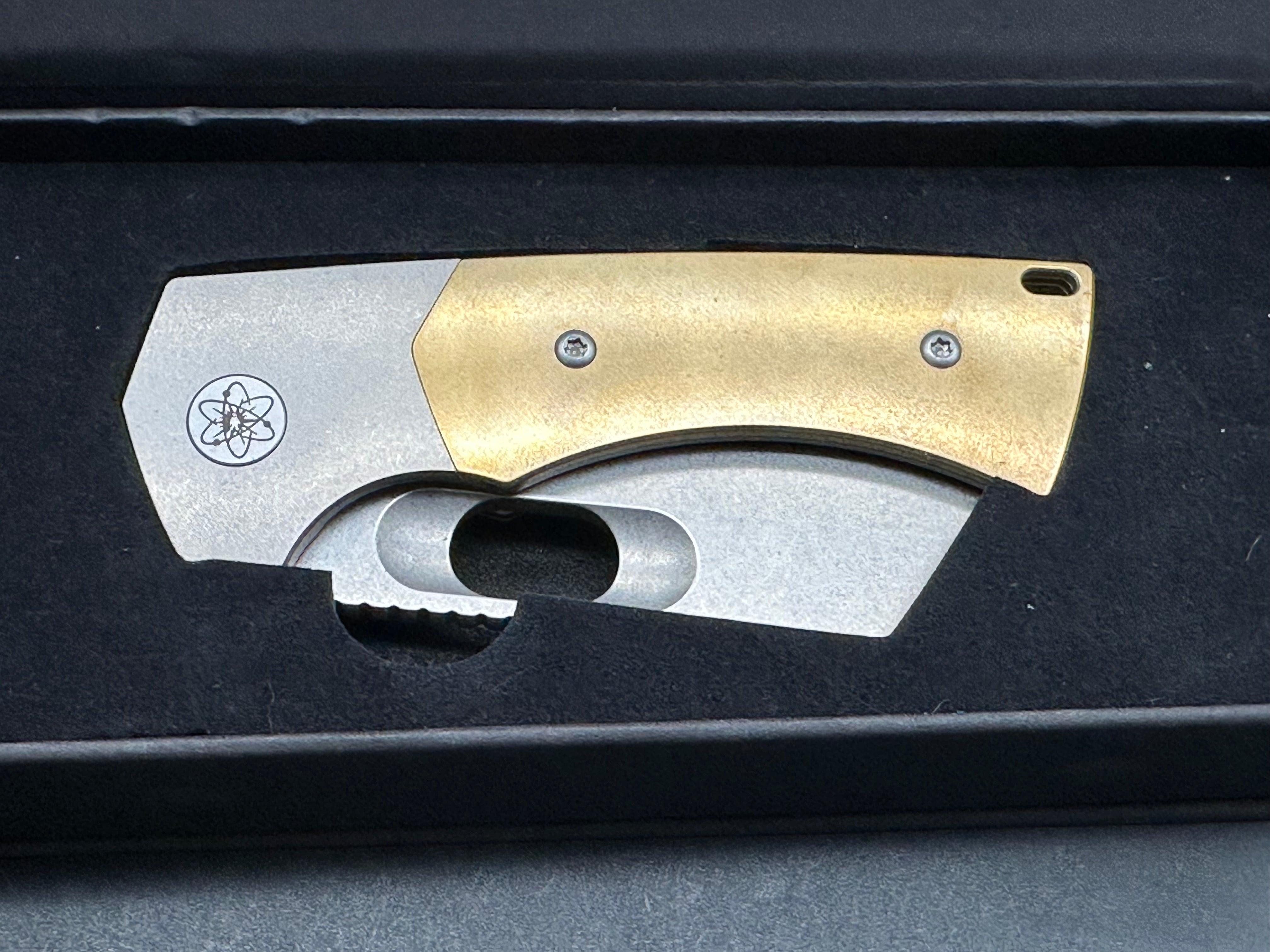 EMPEDC thickboy brass scales with extra black micarta scales