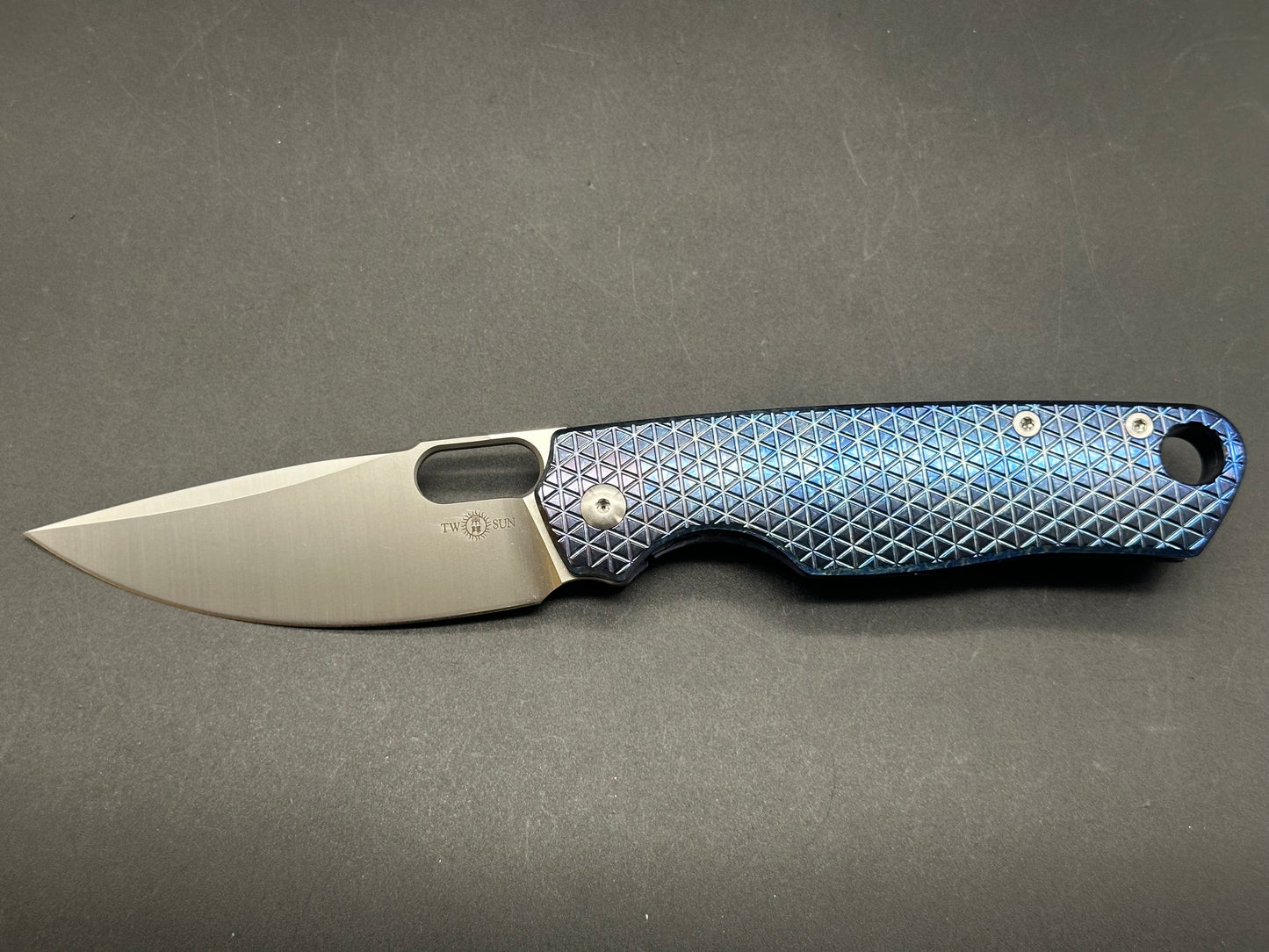 TWOSUN BLUE TITANIUM HANDLE FLIPPER POCKET KNIFE N690 STEEL TS430-N690-BL