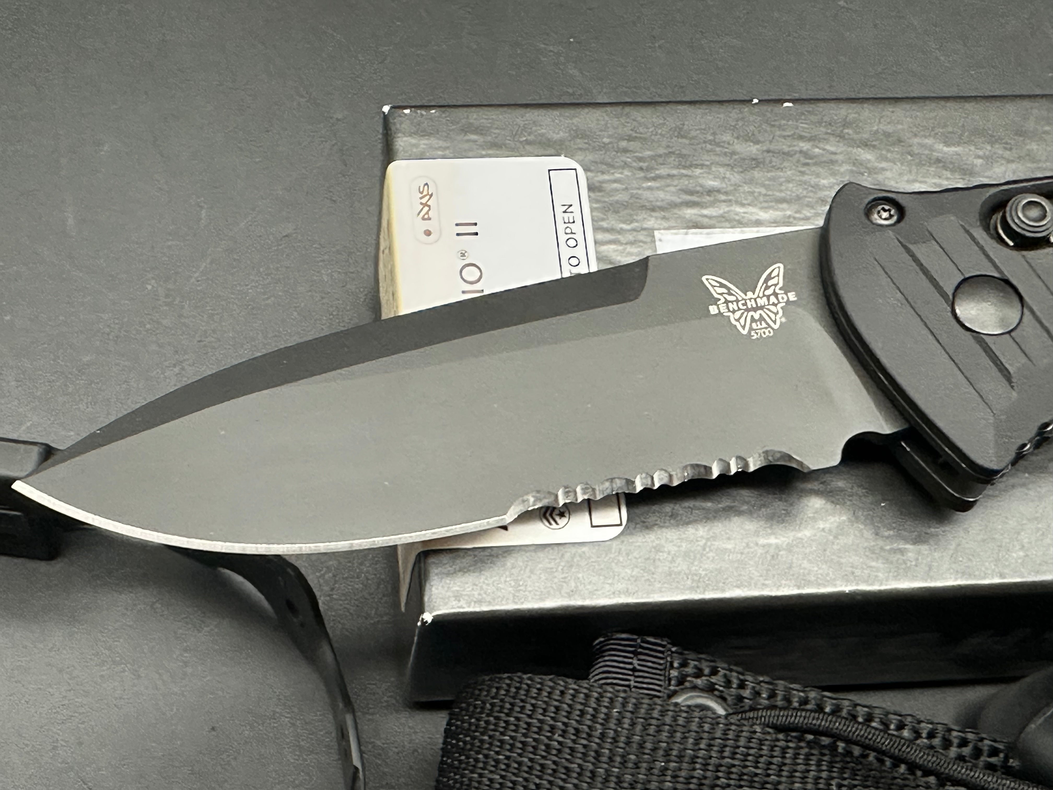 Benchmade 5700SBK Auto Presidio II Automatic Knife (3.7" Black Serr)