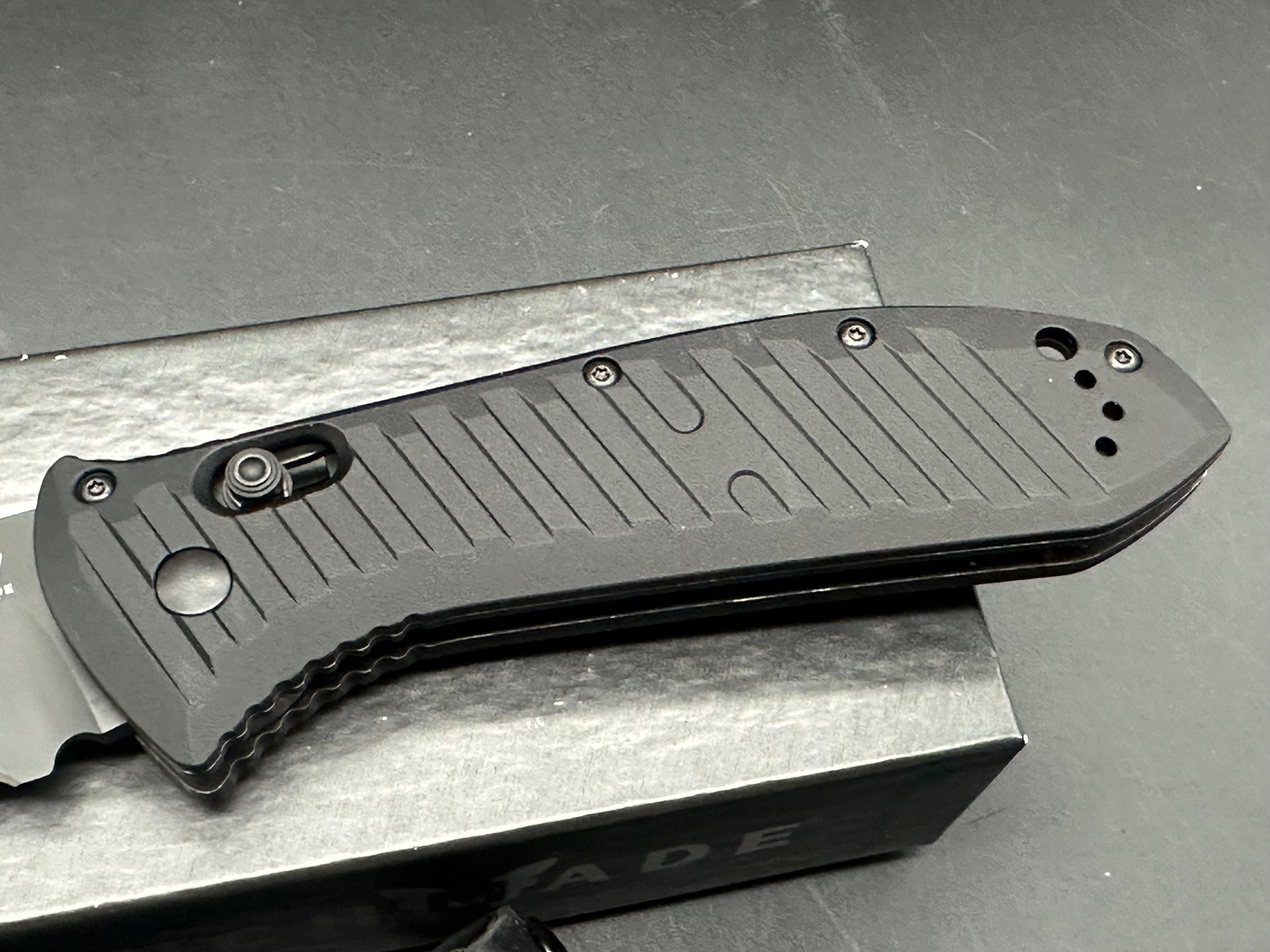 Benchmade 5700SBK Auto Presidio II Automatic Knife (3.7" Black Serr)