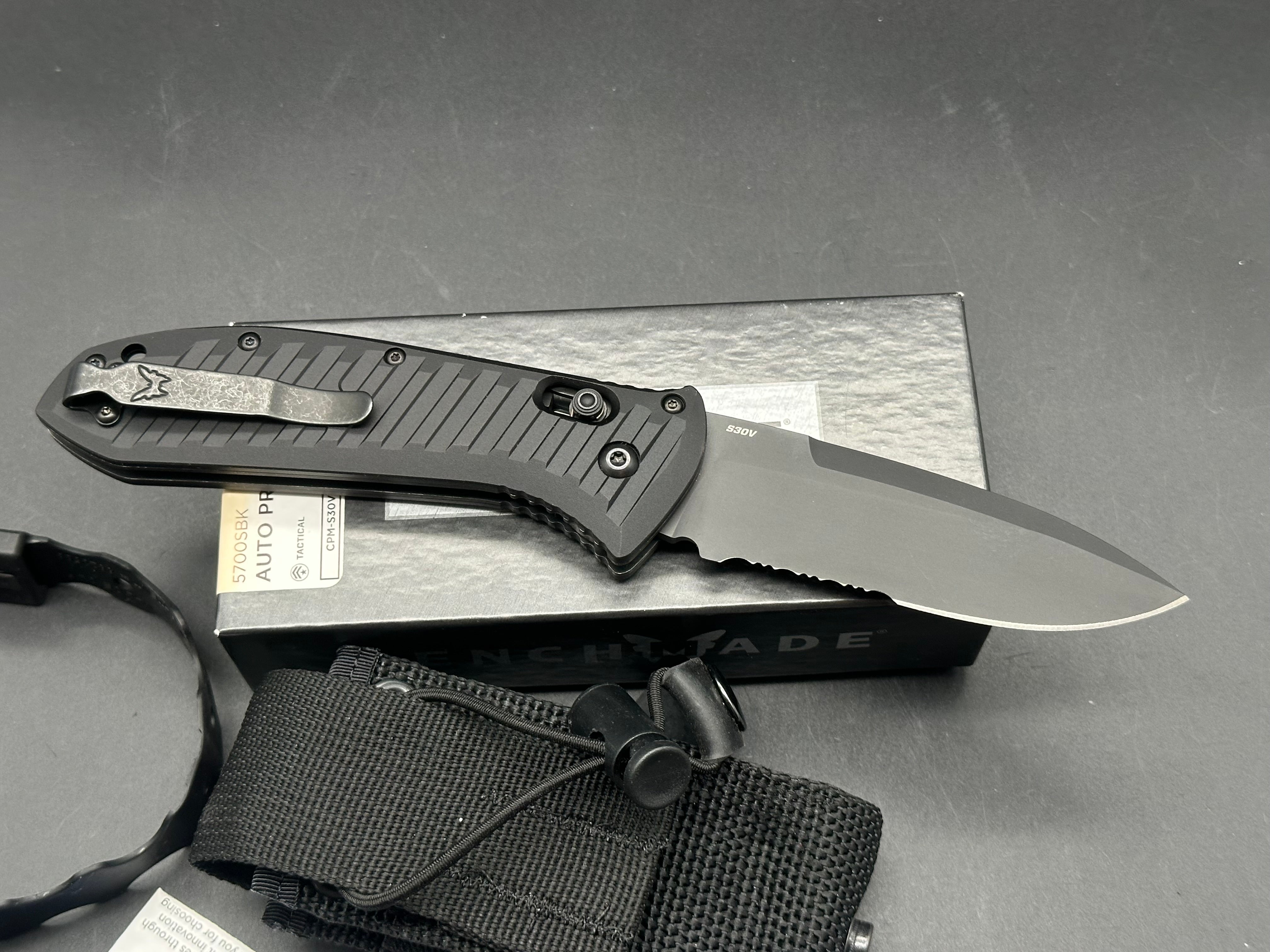 Benchmade 5700SBK Auto Presidio II Automatic Knife (3.7" Black Serr)