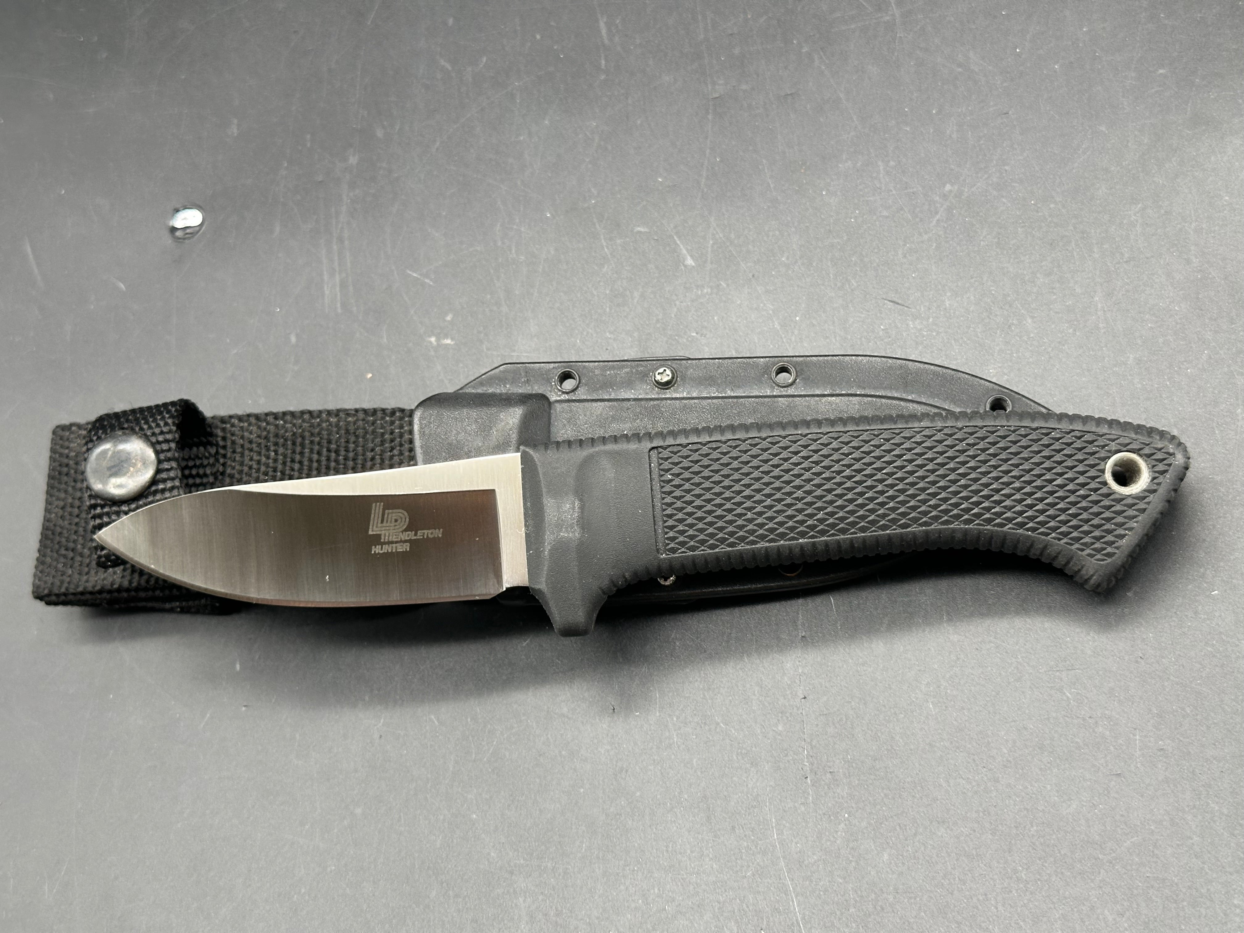 Cold Steel - Pendleton Hunter fixed blade