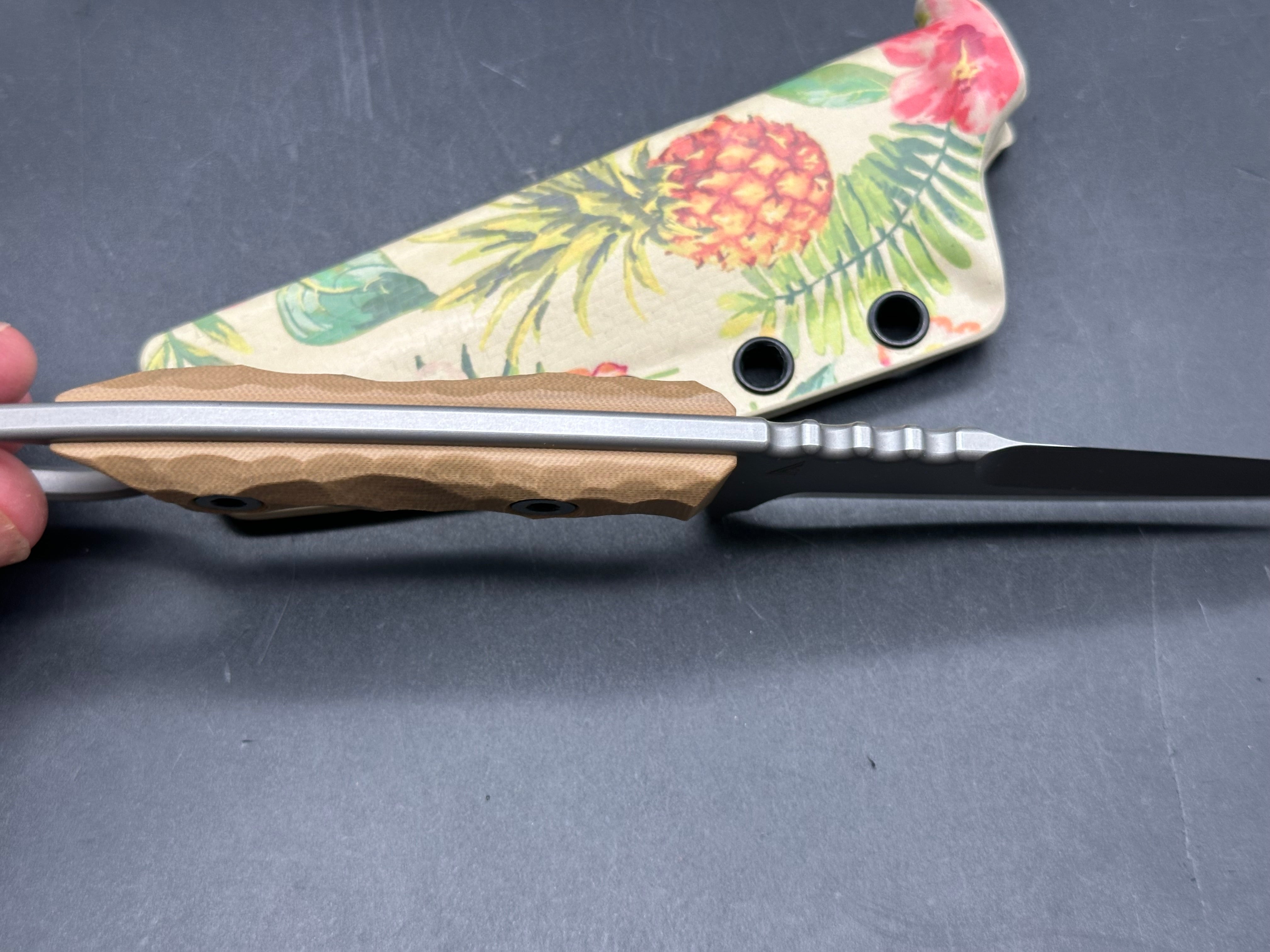 Compliance Edge - DCK-R (Tropic Thunder) Fixed blade