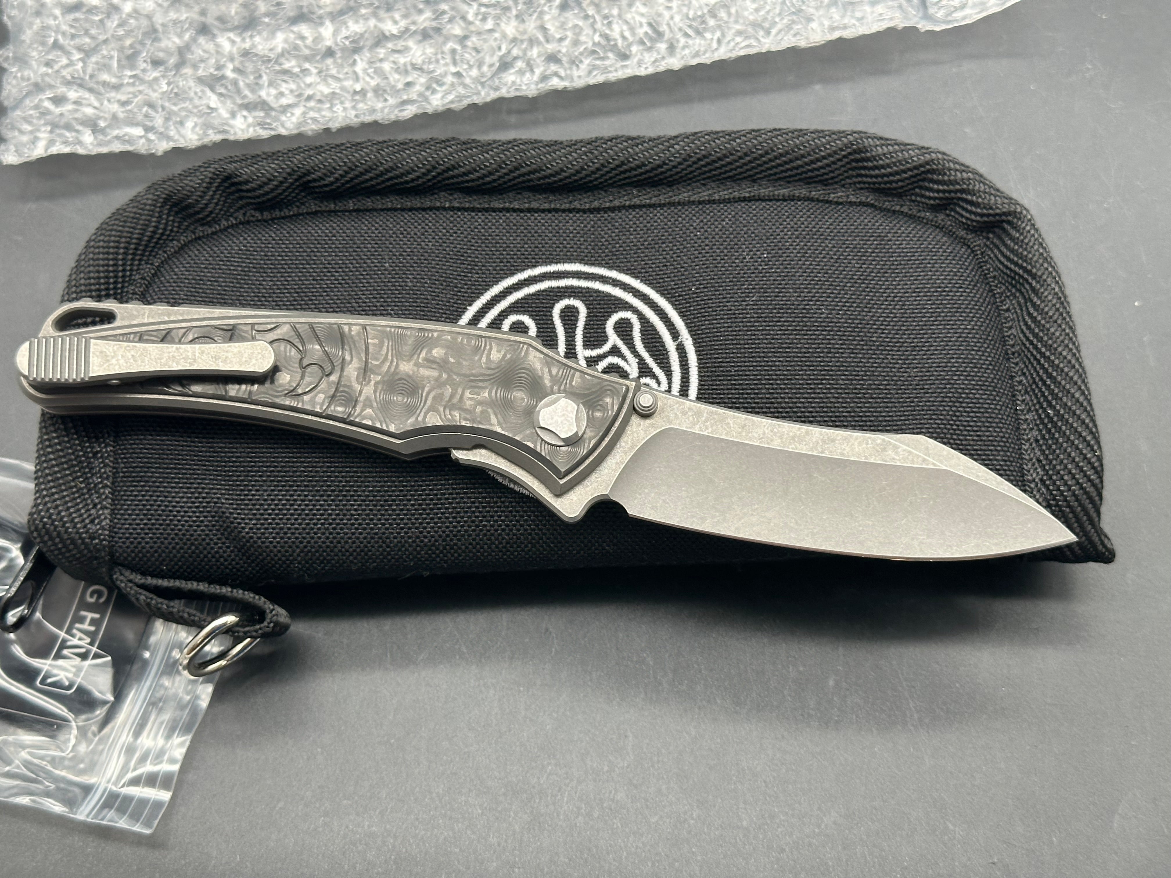 Hawk Knives Talon Black Dunes carbon fiber