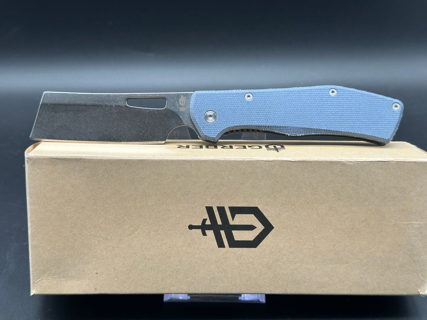 Gerber Flatiron Blue Micarta, D2