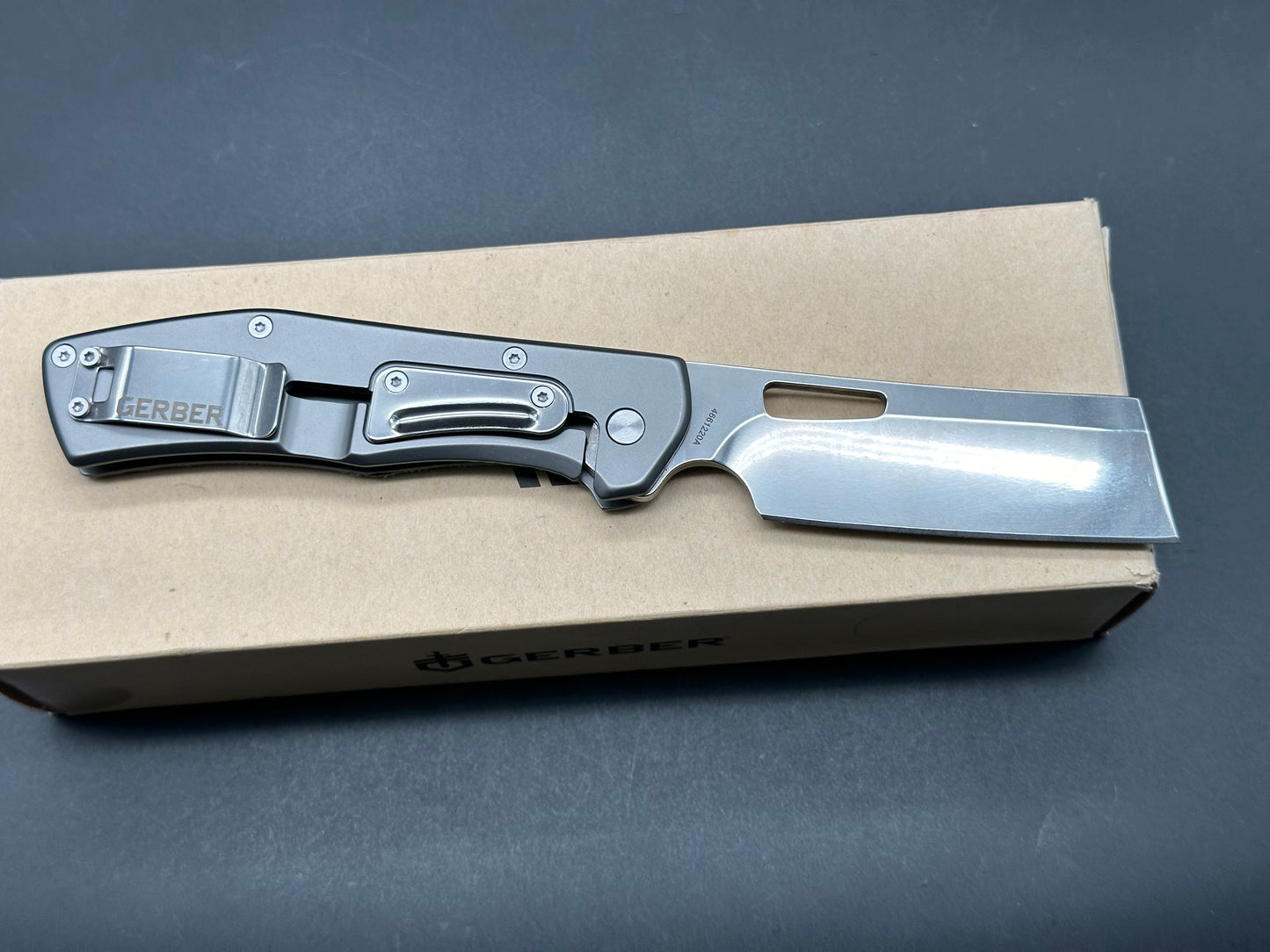 Gerber Flatiron Blue Micarta, D2