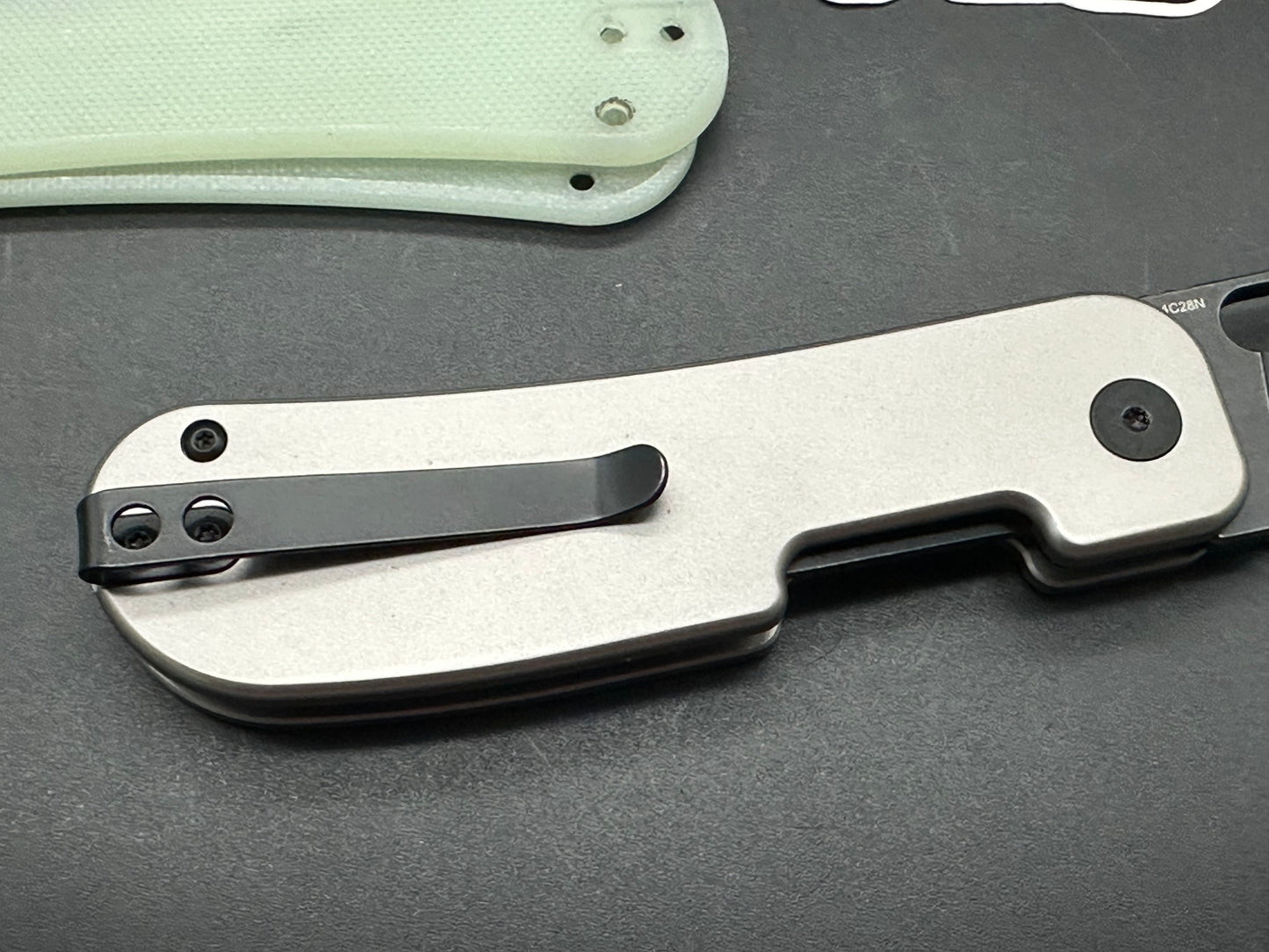 Qvist Variant PE2 Ti scales with Jade G10 scales included