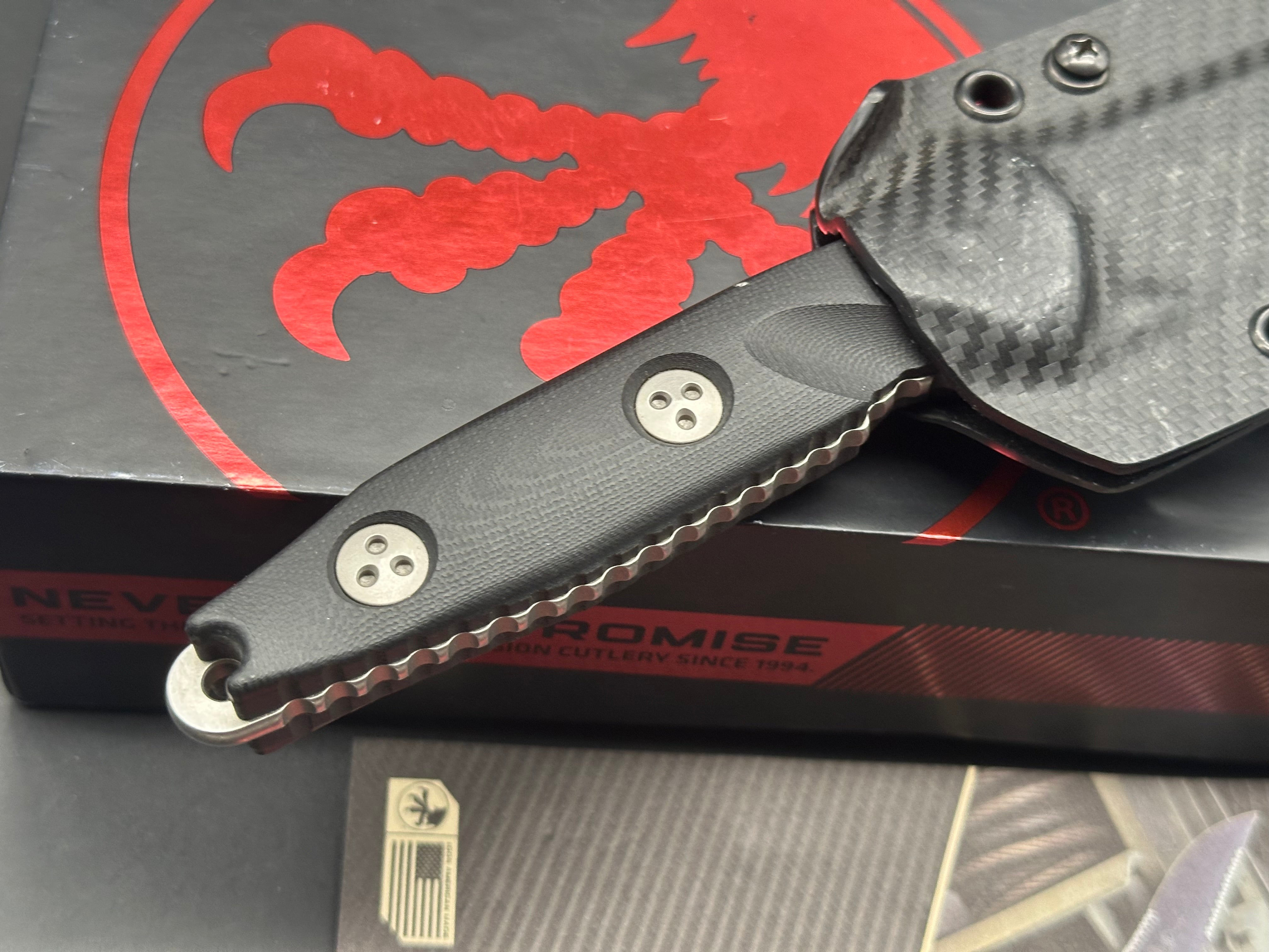 Microtech Socom Alpha Fixed Blade Knife Black G-10 (5" Serr)