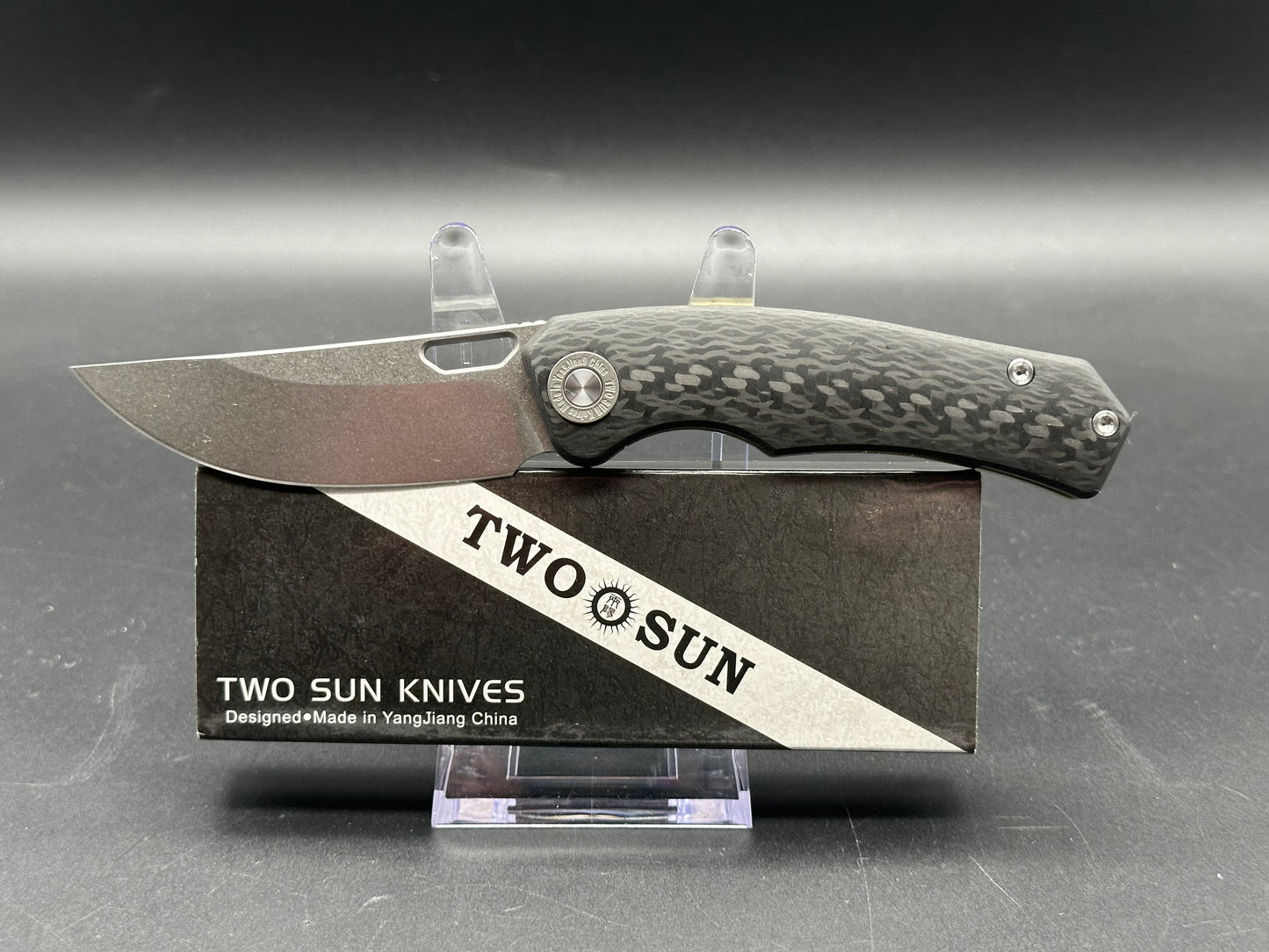 TWOSUN TS457 CARBON FIBER/COLOR TITANIUM HANDLE M390 PLAIN BLACK BLADE