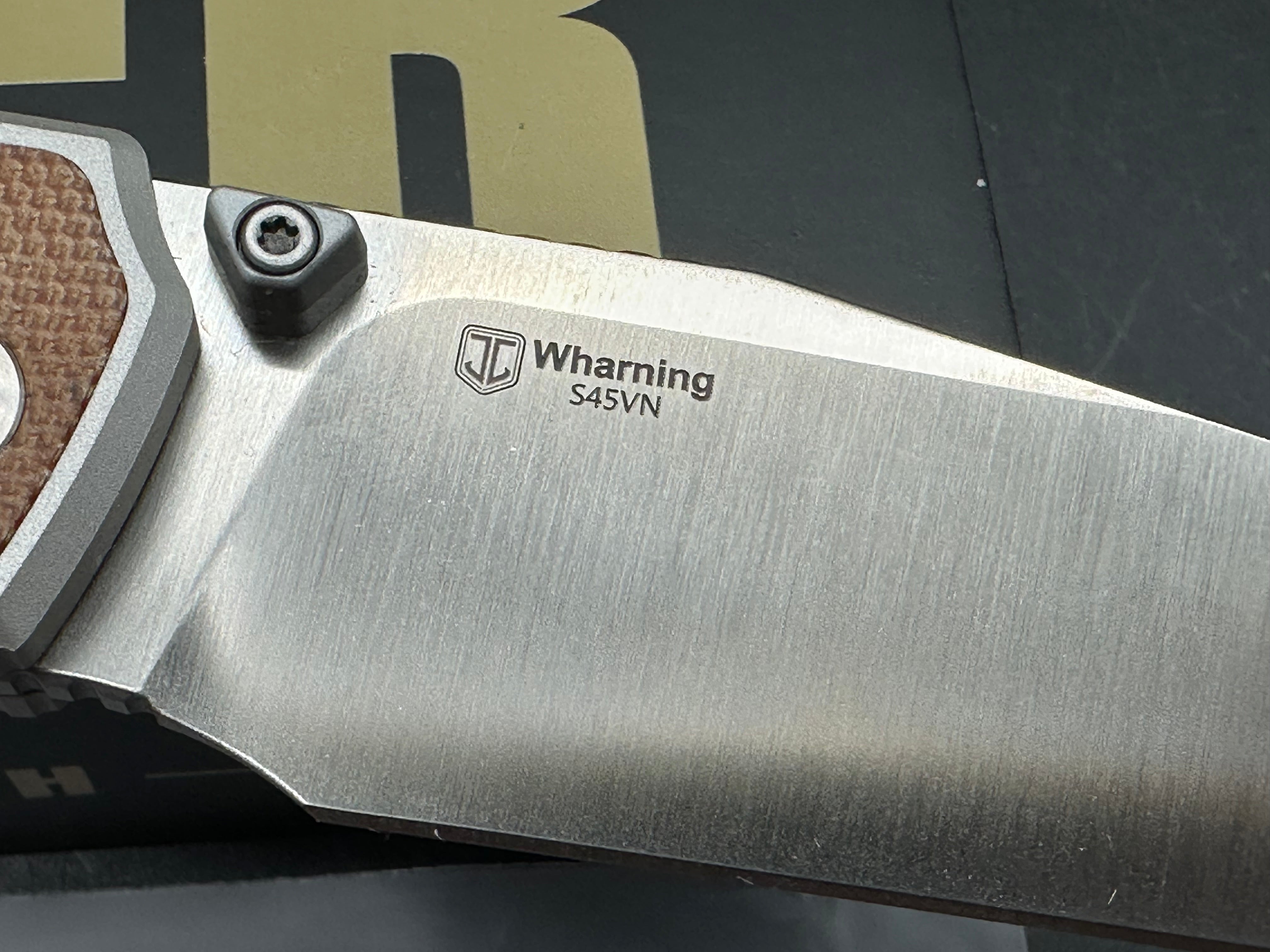 KIZER WHARNING FOLDING KNIFE ALUMINUM/BROWN NORPLEX ULTREX HANDLE S45VN SHEEPSFOOT PLAIN EDGE SATIN FINISH