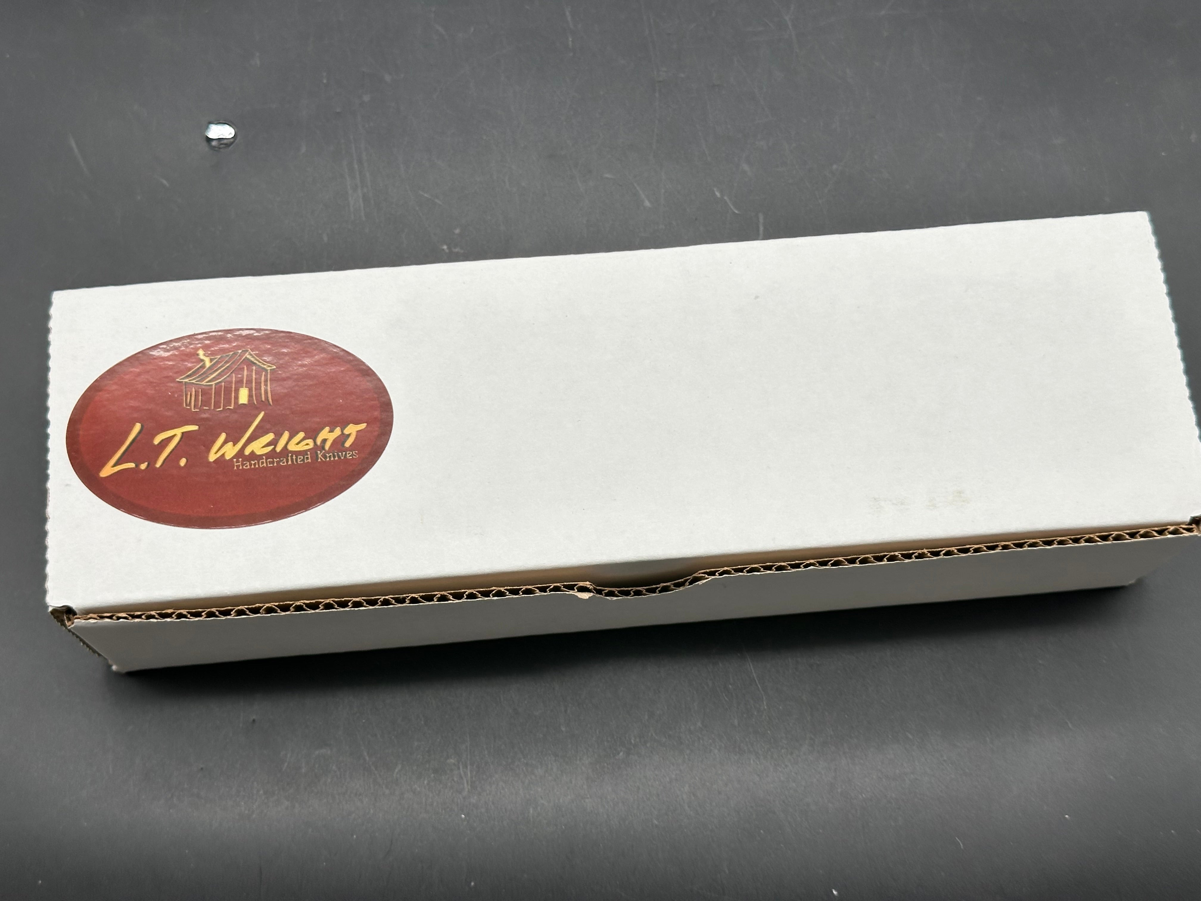 LT Wright - Large Pouter fixed blade