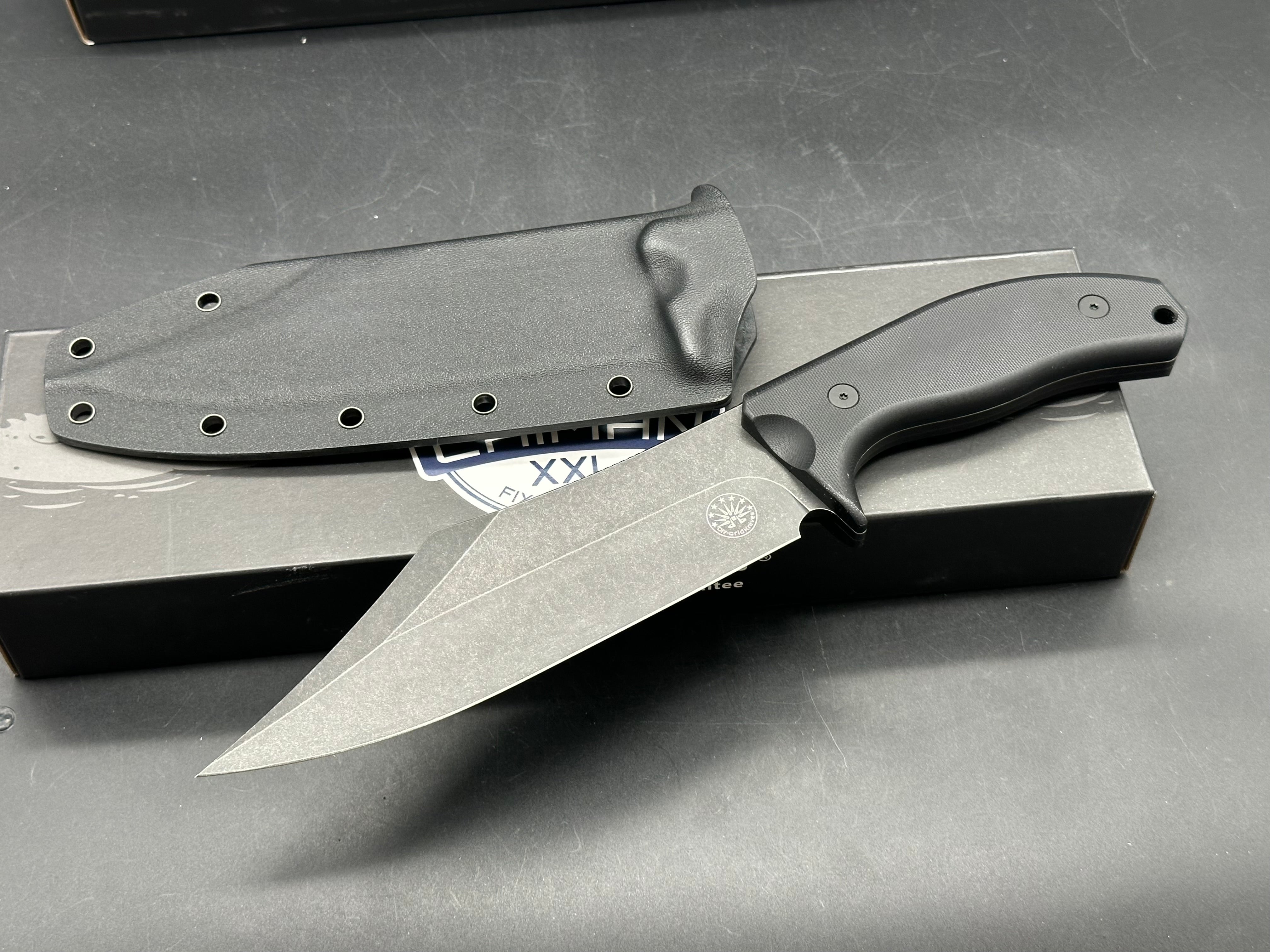 Off Grid Knives - Caiman XXL fixed blade
