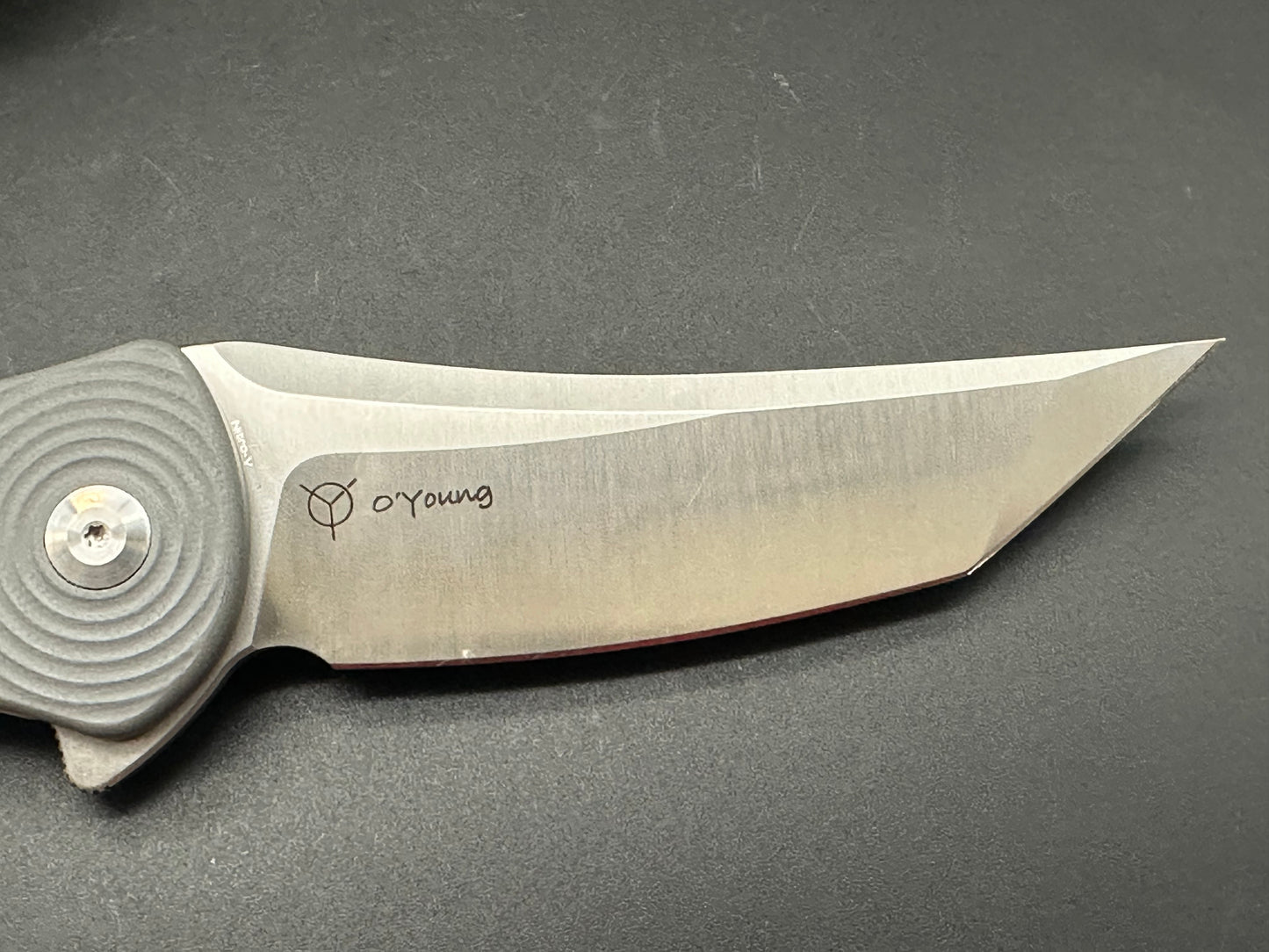 CIVIVI SYNERGY4 GRAY G10 HANDLE NITRO-V TANTO PLAIN EDGE SATIN FINISH