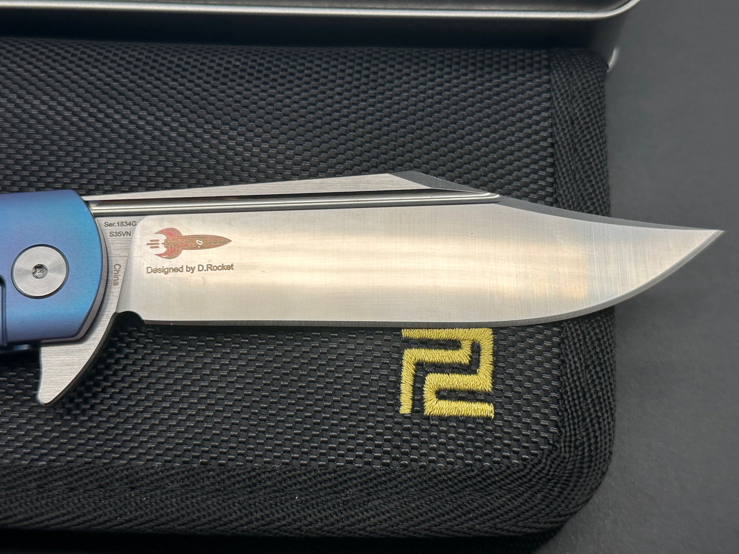 Artisan Cutlery D. Rocket "Hyperion" 4" Satin S35VN Clip point, Blue TI w/CF handles