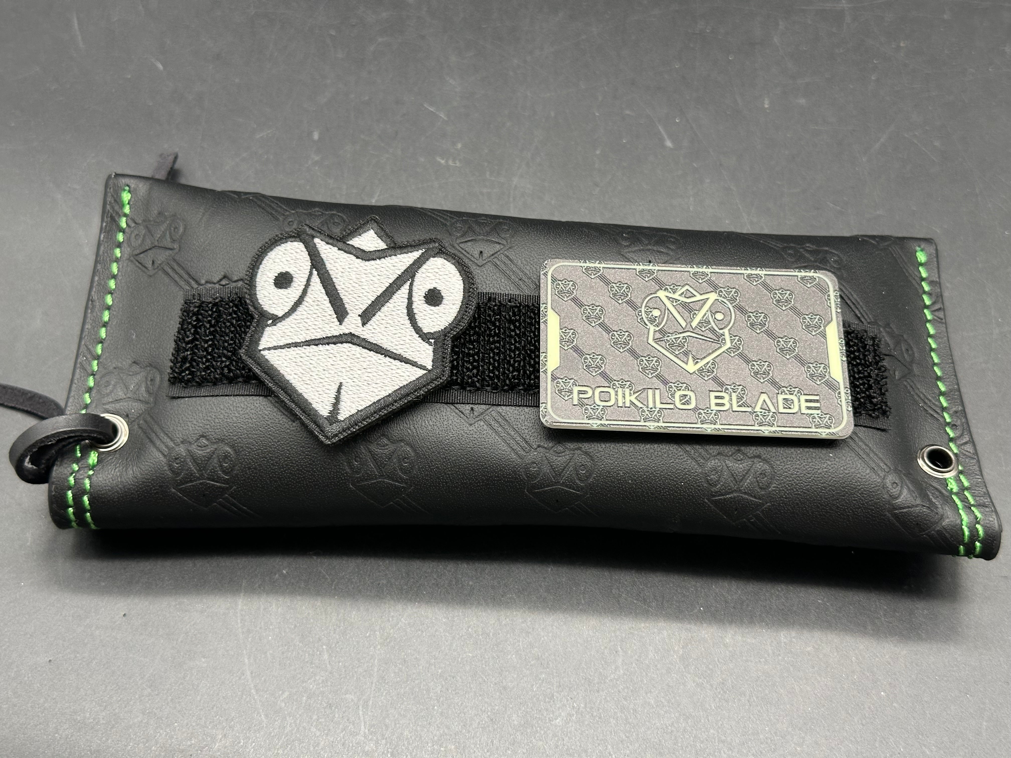 POIKILO / MUNDUS KNIFE BLACK TITANIUM HANDLE M398 PLAIN EDGE PEARLESCENT STONEWASH FINISH MUNDUS-PENITENTIA - S1