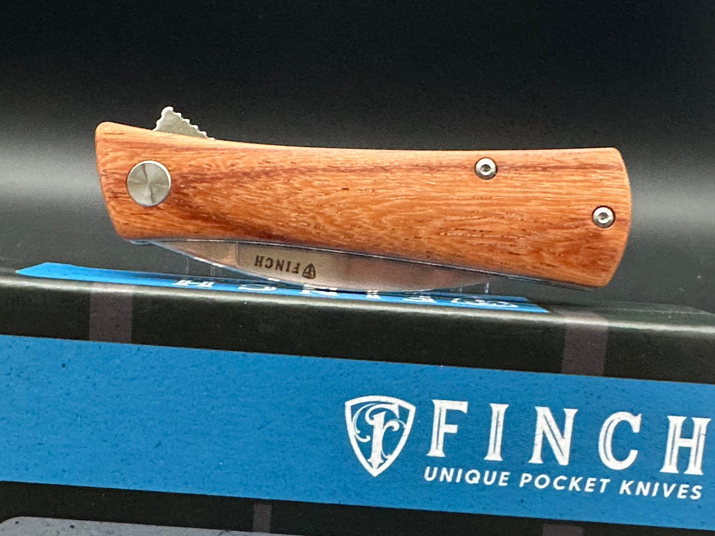 FINCH SHIV MKURUTI WOOD HANDLE 14C28N PLAIN EDGE SATIN FINISH FIN-SHIV-MK