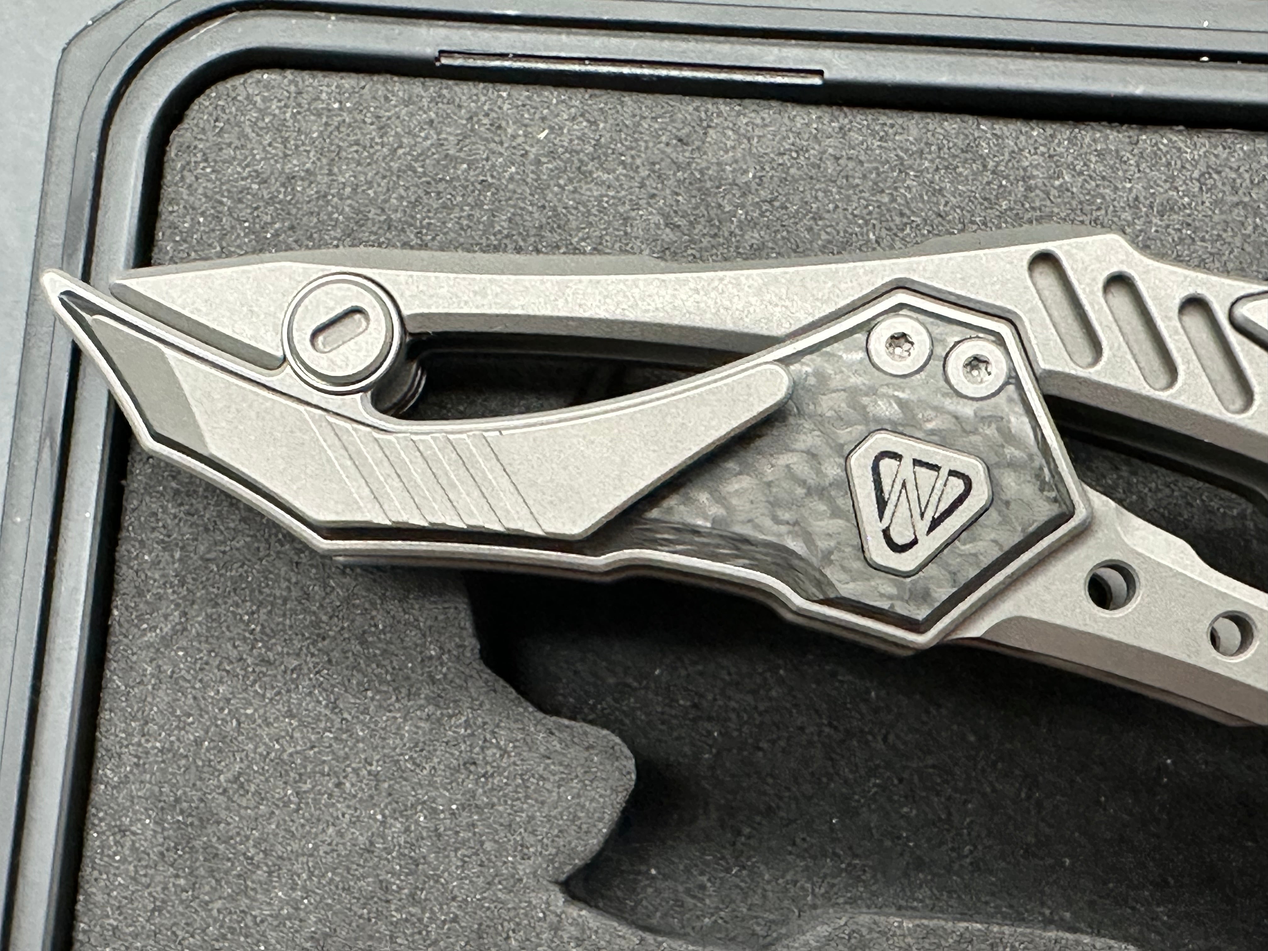 NOC Knives X Lamborghini MT-63 Folding Knife – M390 / Supercar Inspired Design
