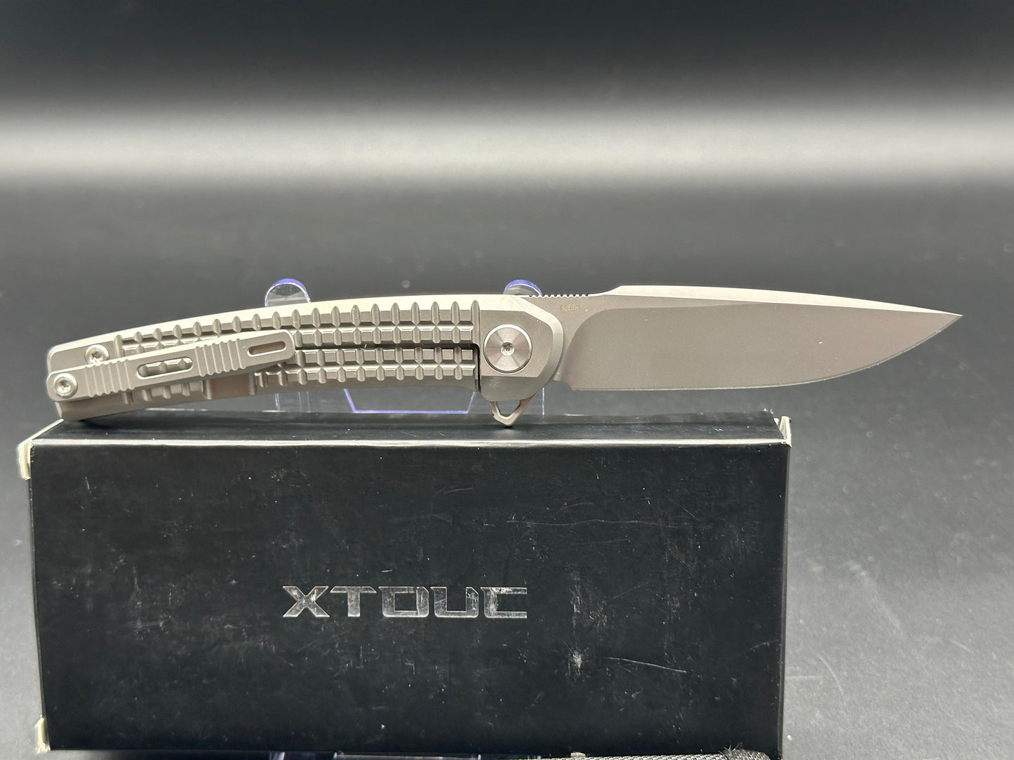 XTOUC RX302 titanium handle w/M390 blade