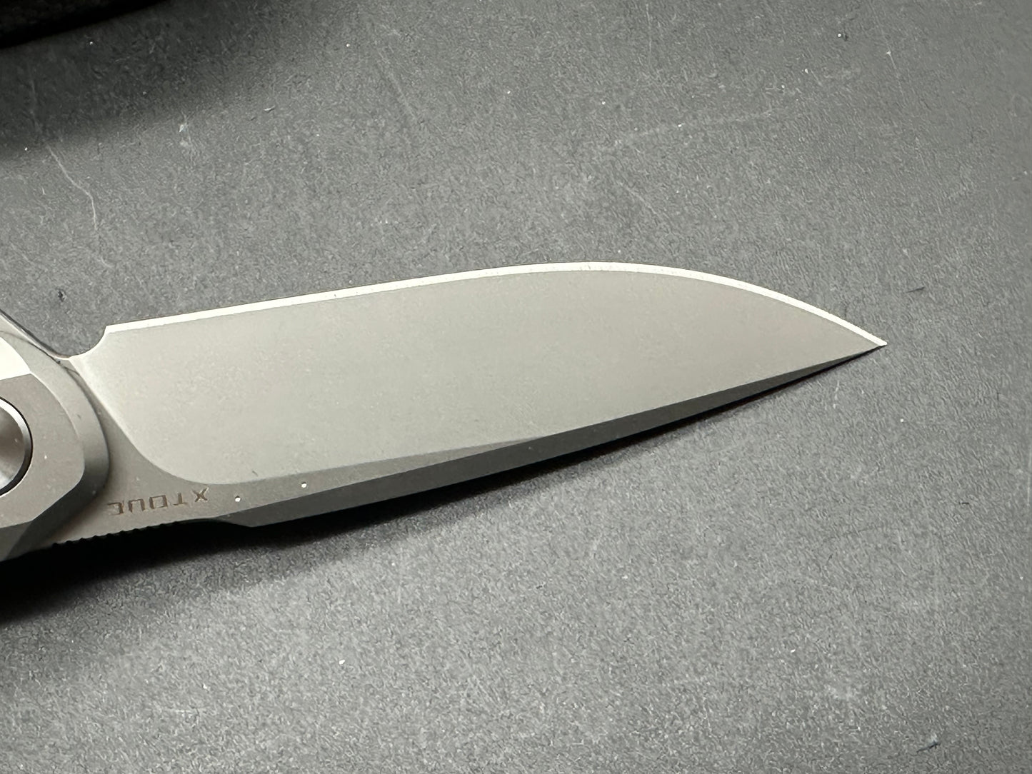 XTOUC RX302 titanium handle w/M390 blade