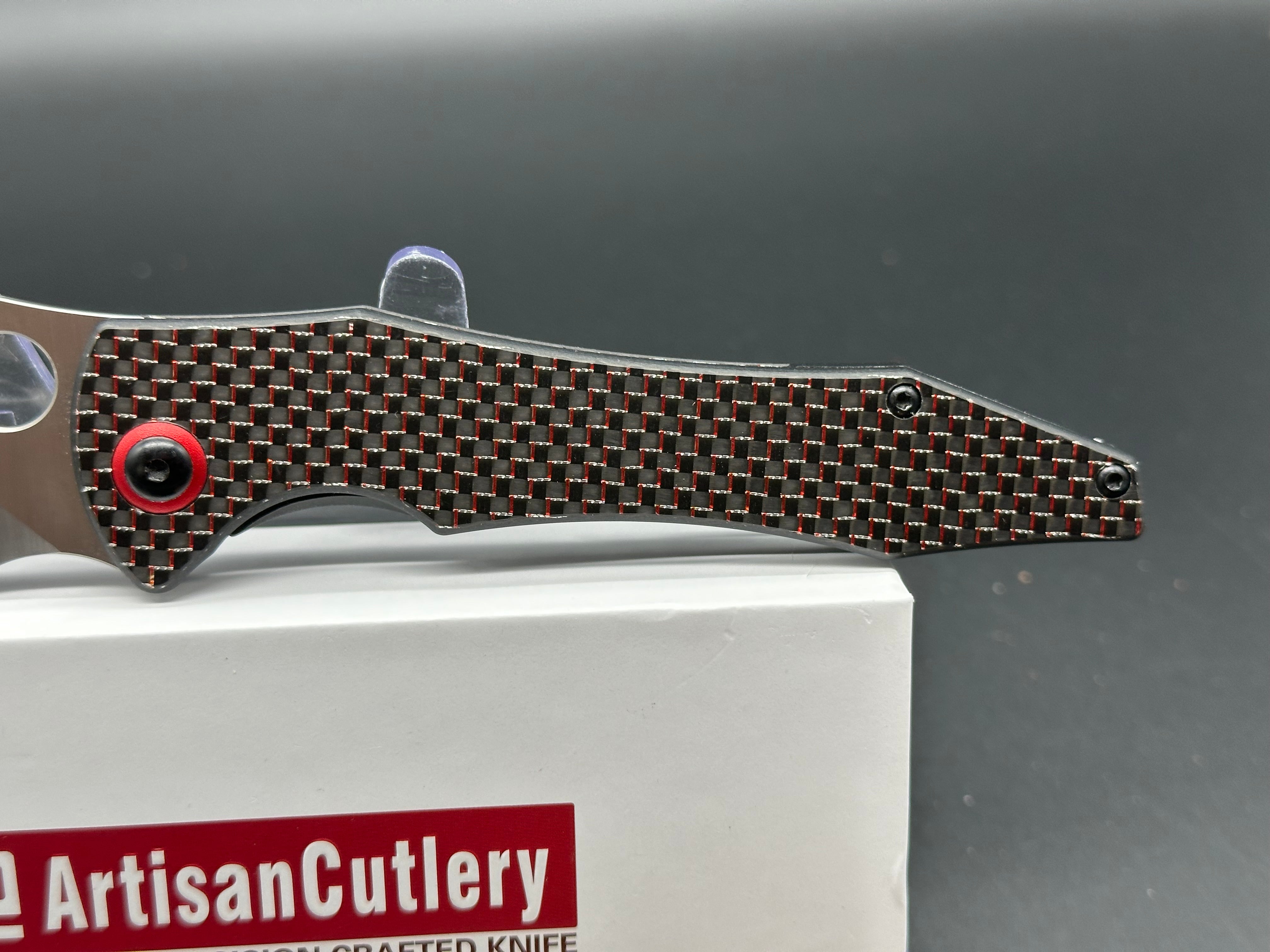 ARTISAN CUTLERY GREAT WHITE FOLDING KNIFE BLACK & RED CARBON FIBER