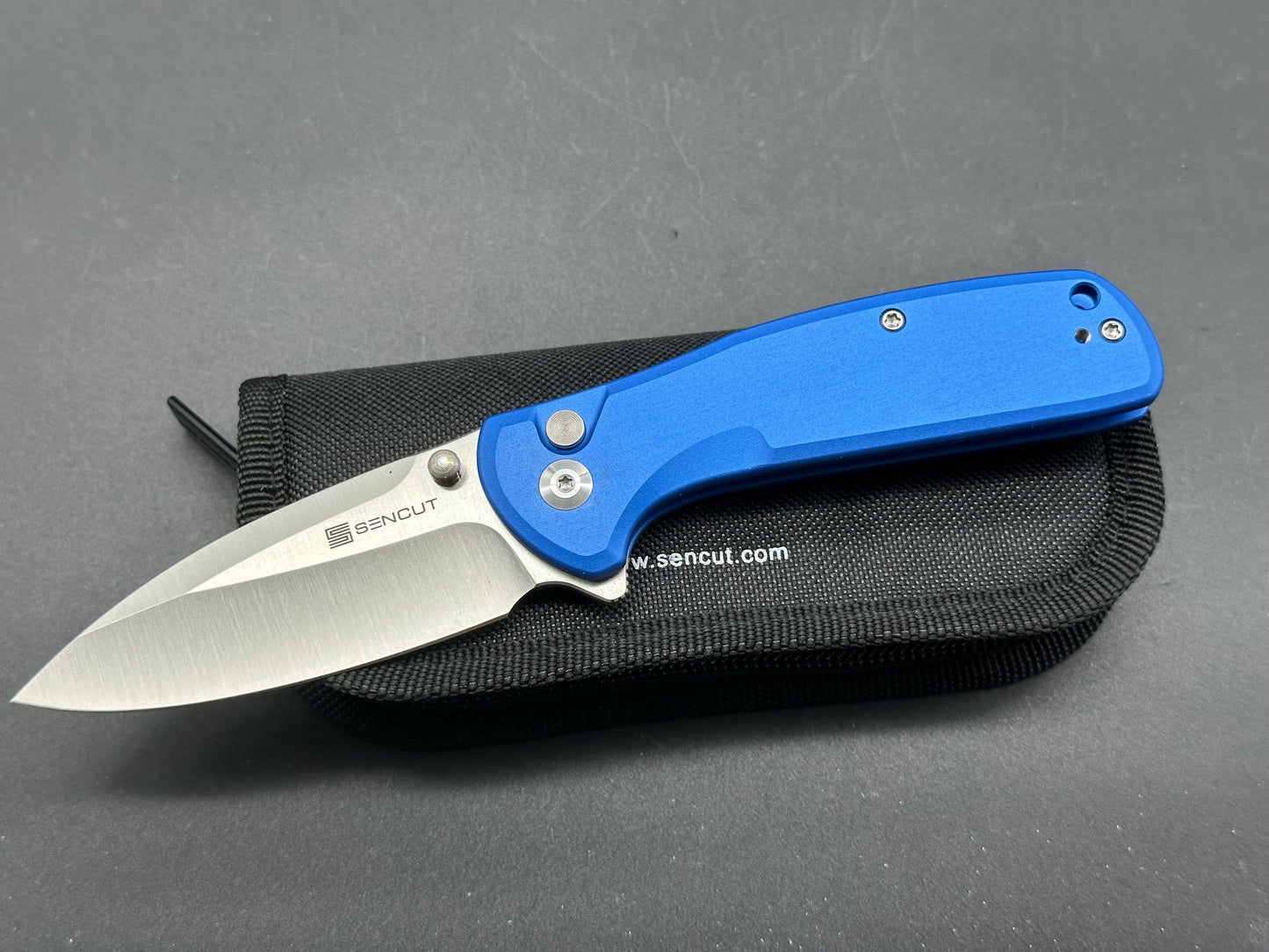 SENCUT ARCBLAST BRIGHT BLUE ALUMINUM HANDLE 9CR18MOV DROP POINT