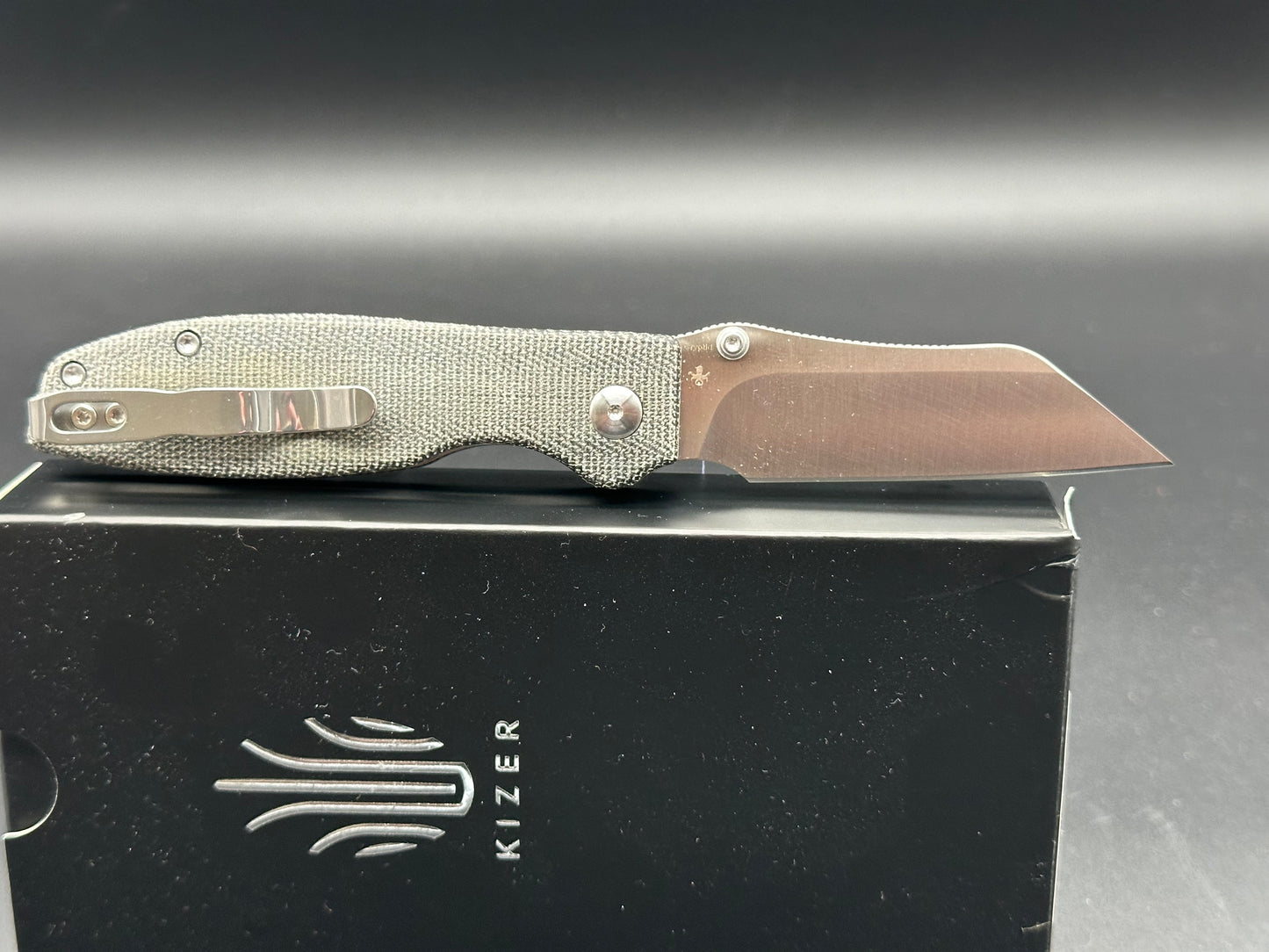 KIZER CRYPTID POCKET KNIFE 154CM BLADE BUTTON LOCK MICARTA HANDLE