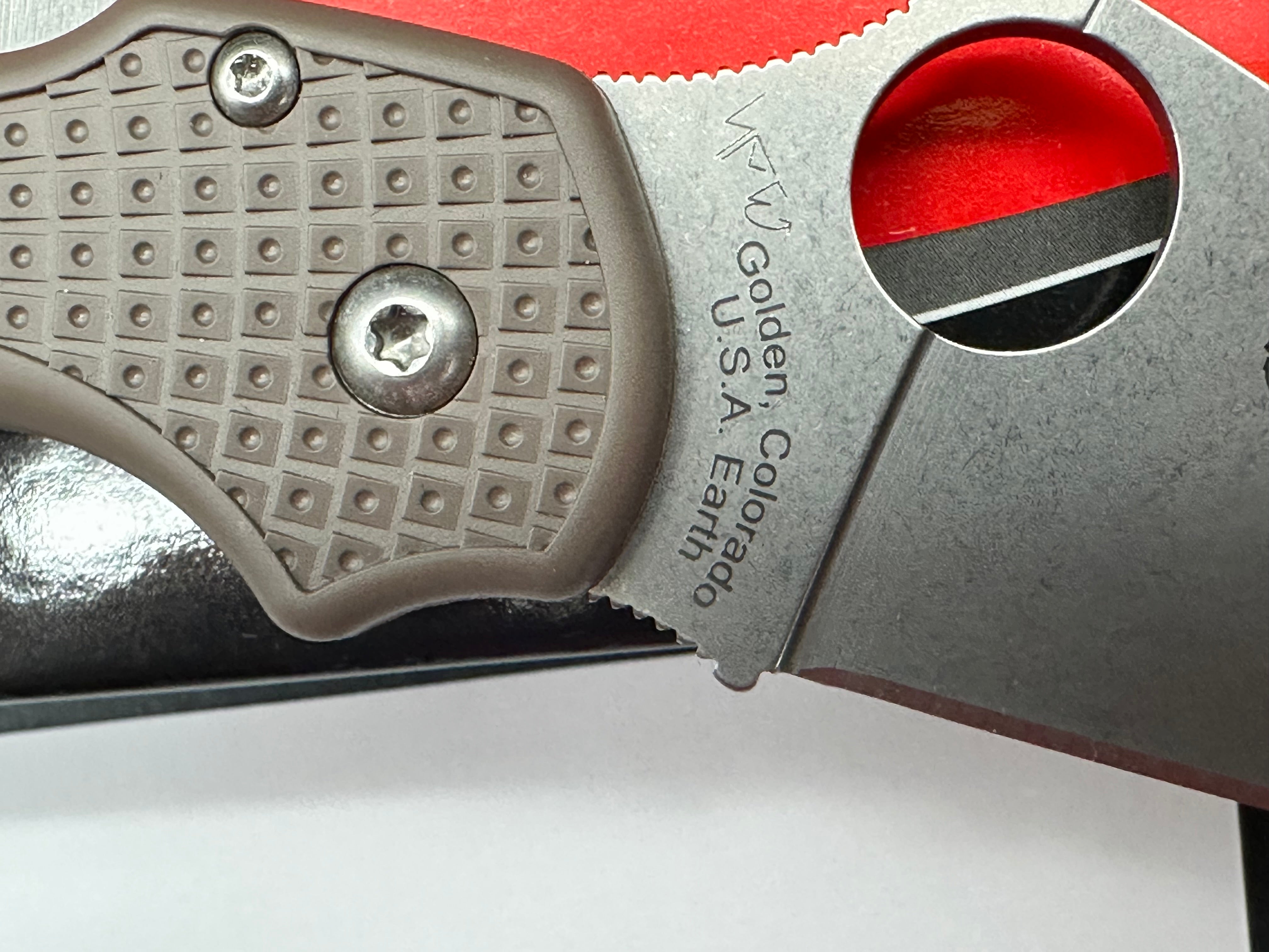 Spyderco Para 3 Lightweight (Sprint Run), 2.93" CPM 15V Stonewash Blade with Brown FRN Scales